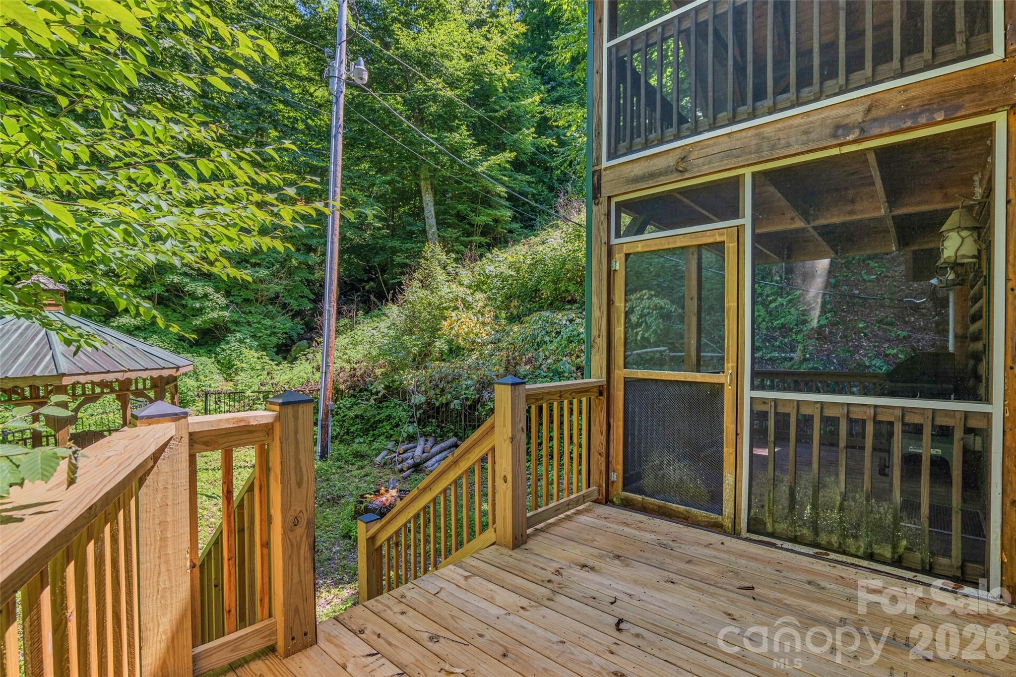 1482 Howard Moore Road — Hot Springs