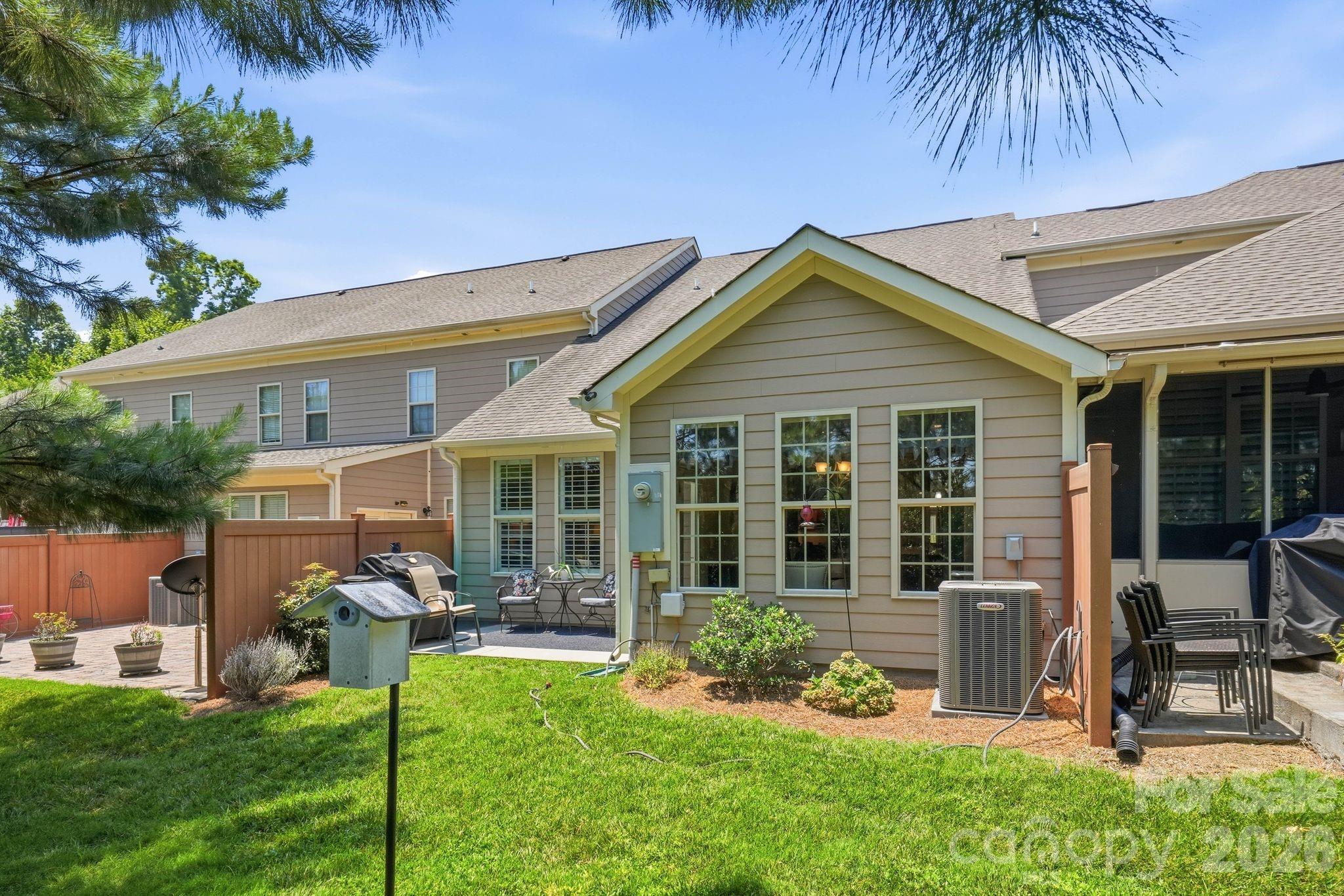 3025 Callaway Court — Cramerton