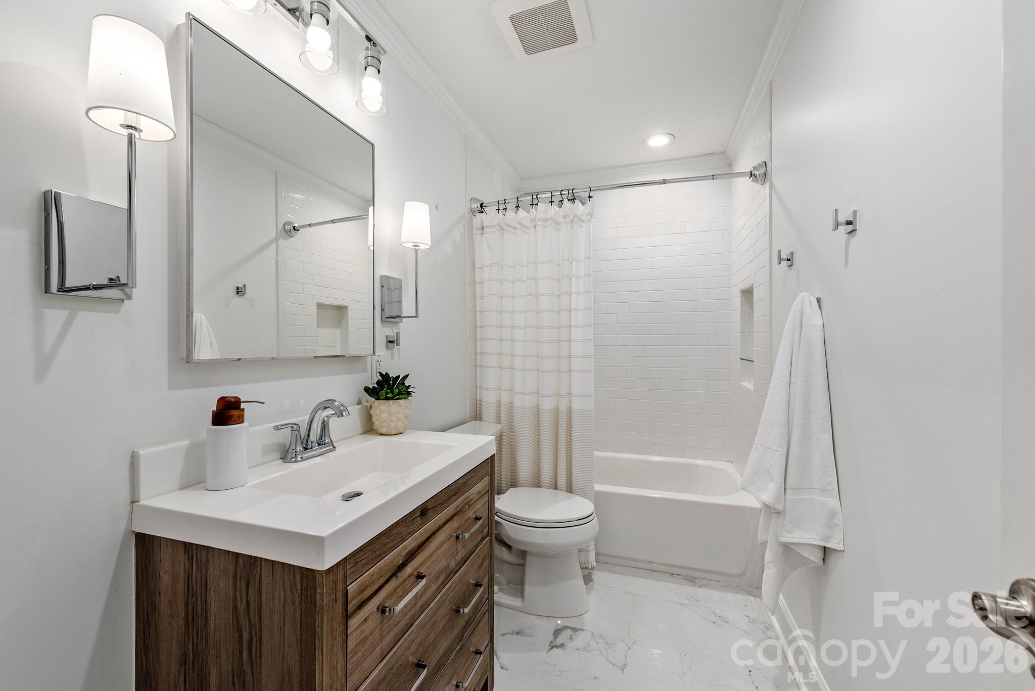 3600 Litchfield Road — Charlotte