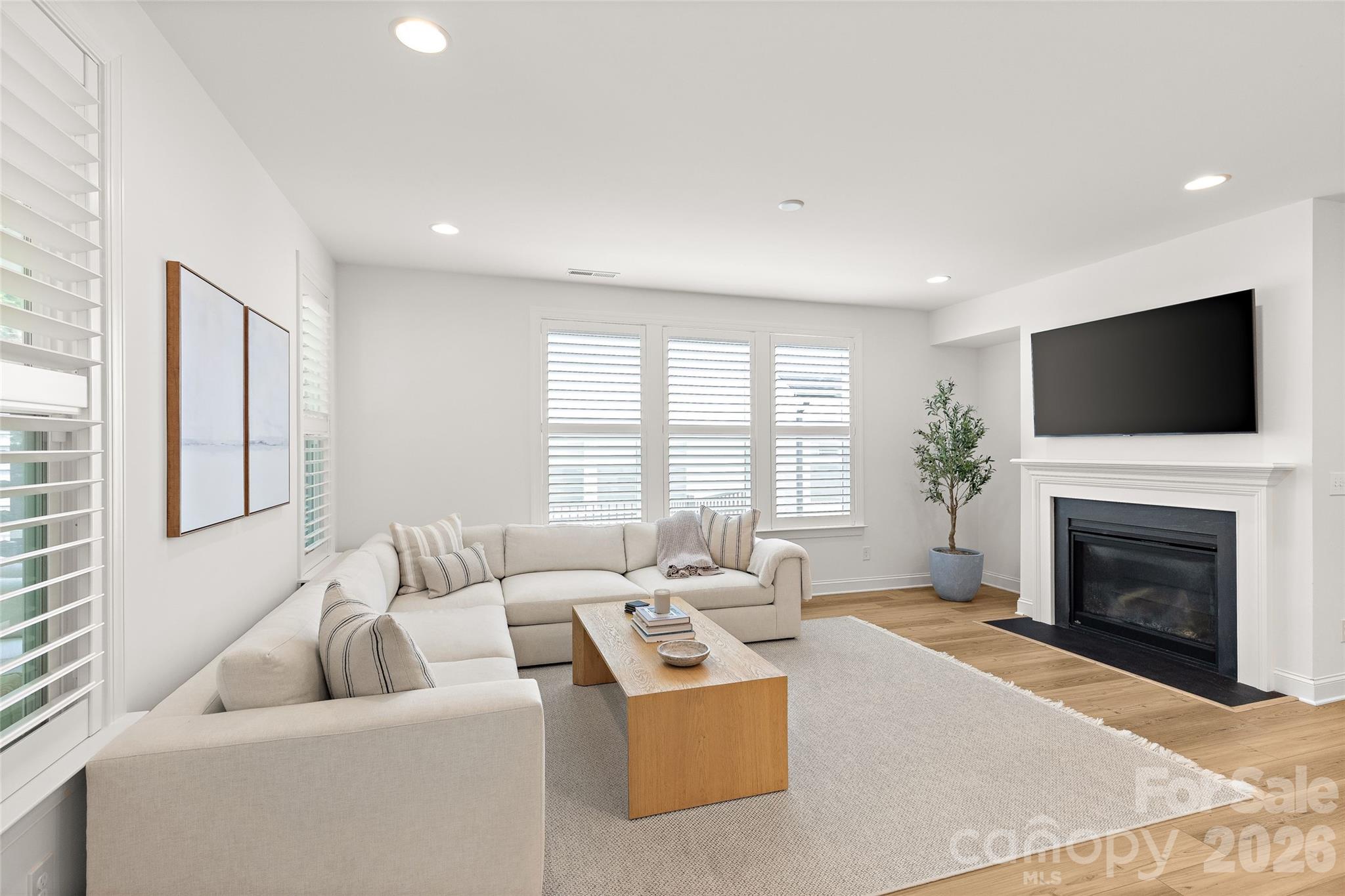 6023 Corbin Woods Court — Charlotte