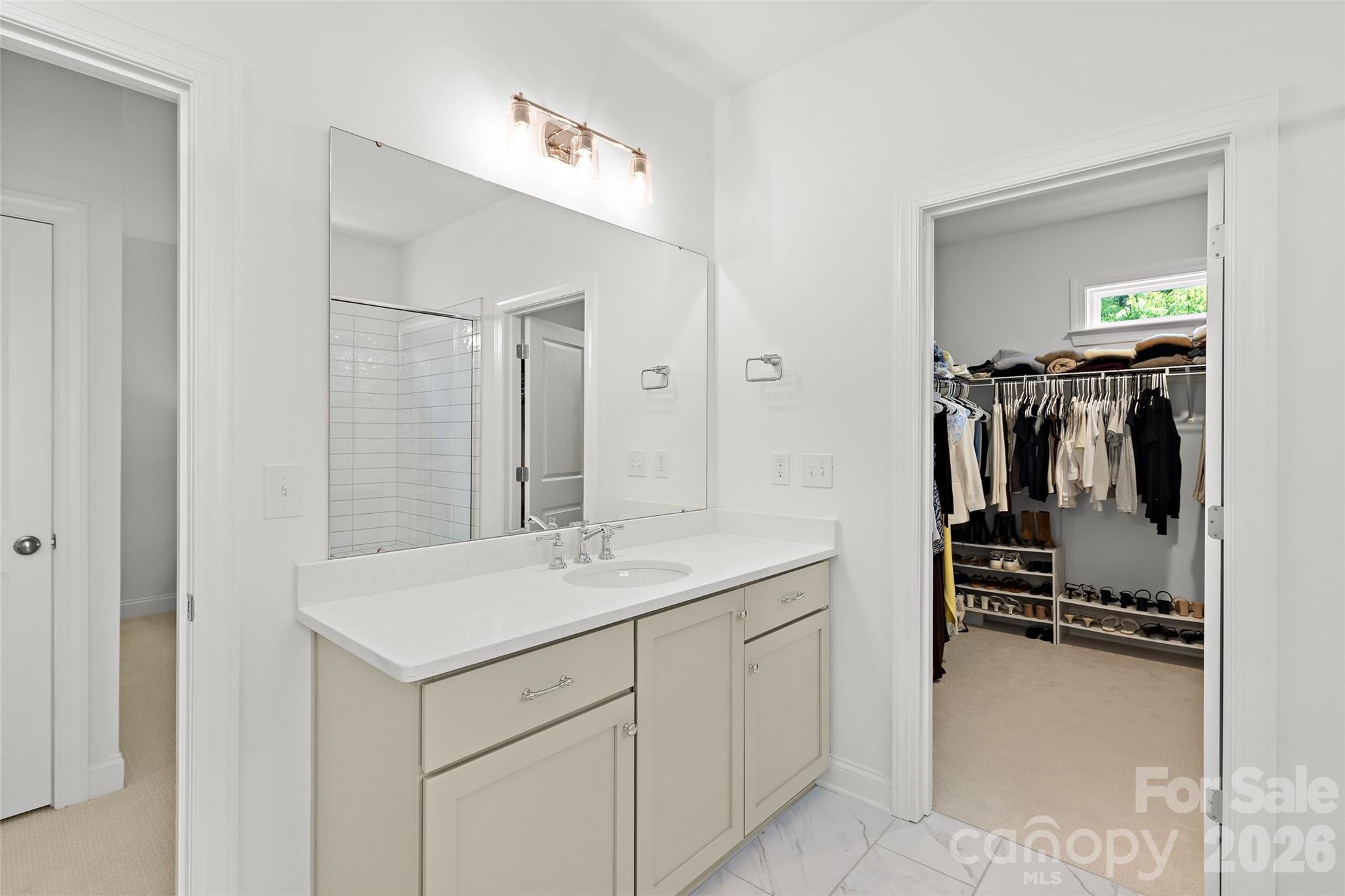 6023 Corbin Woods Court — Charlotte