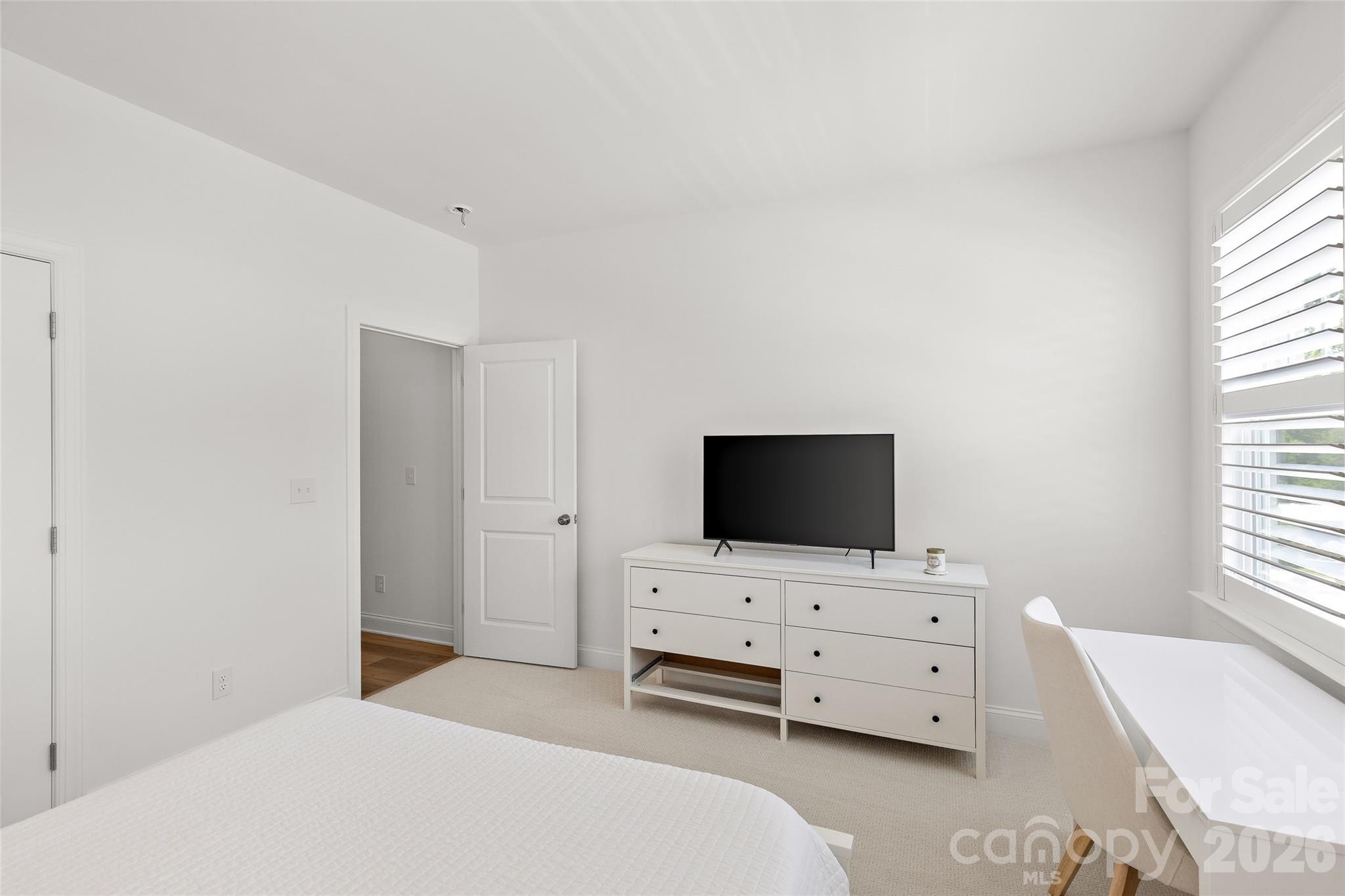 6023 Corbin Woods Court — Charlotte