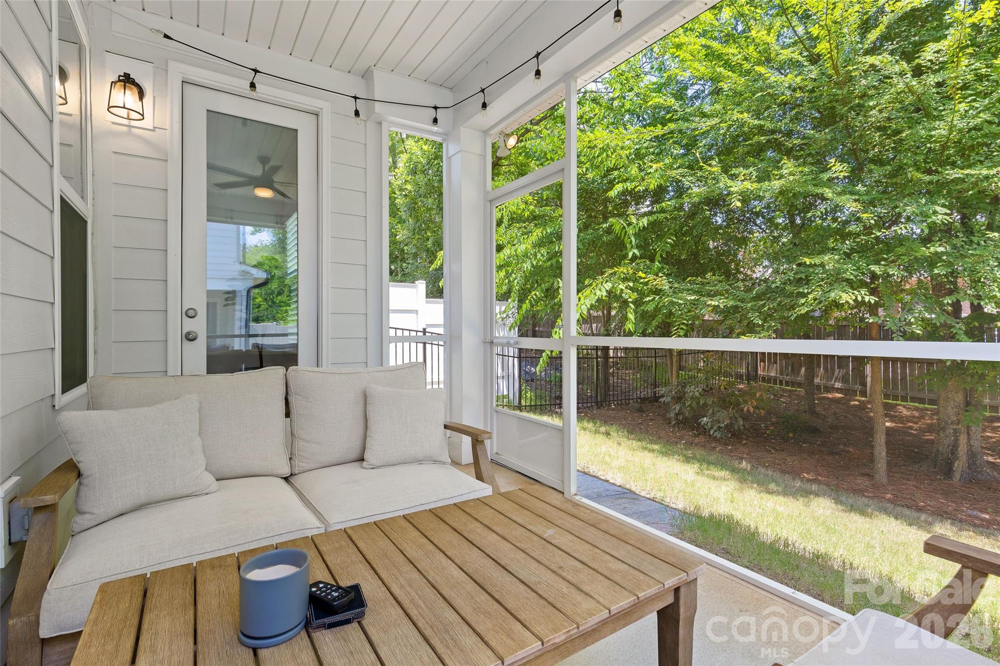 6023 Corbin Woods Court — Charlotte