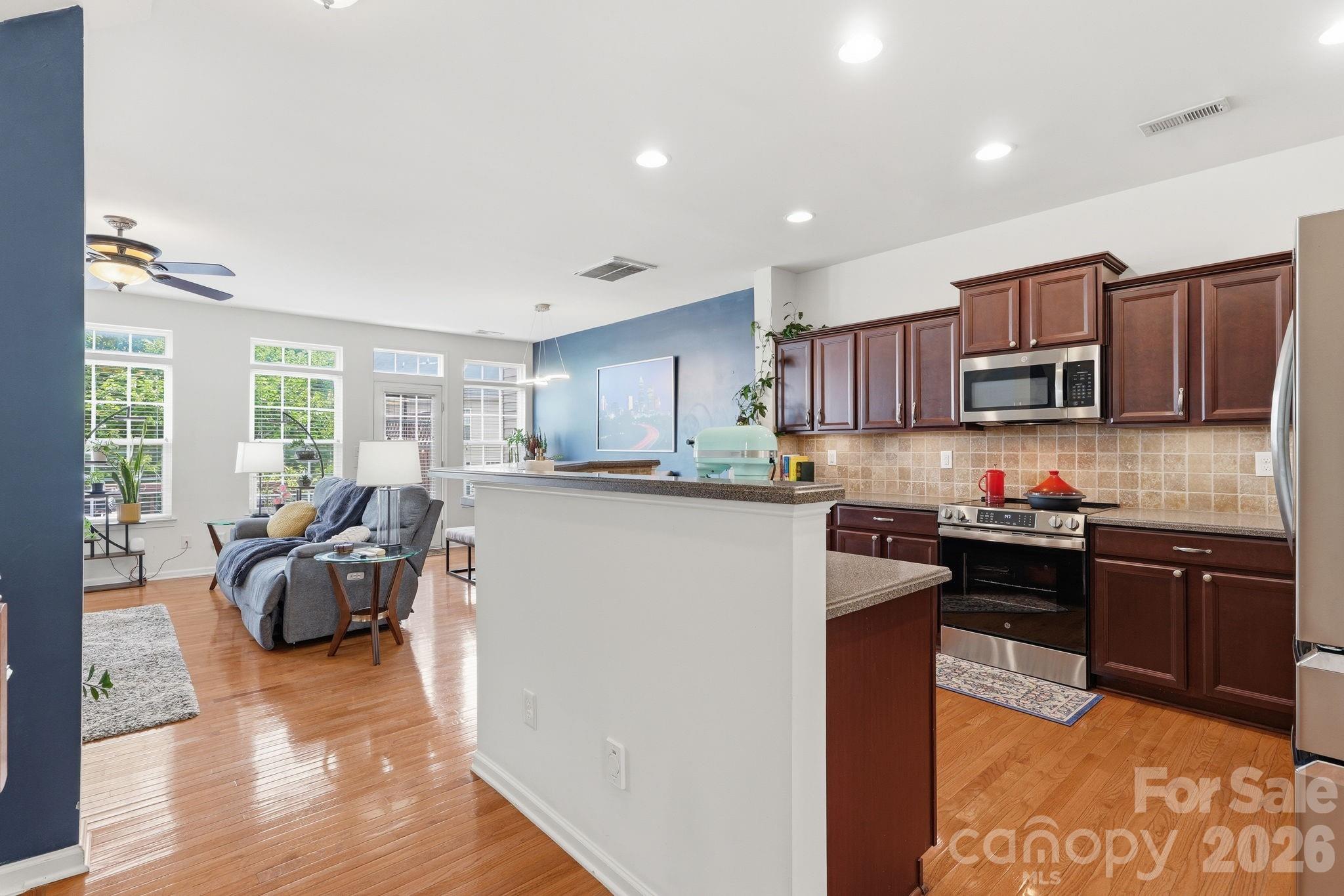 9945 Kings Parade Boulevard #48 — Charlotte