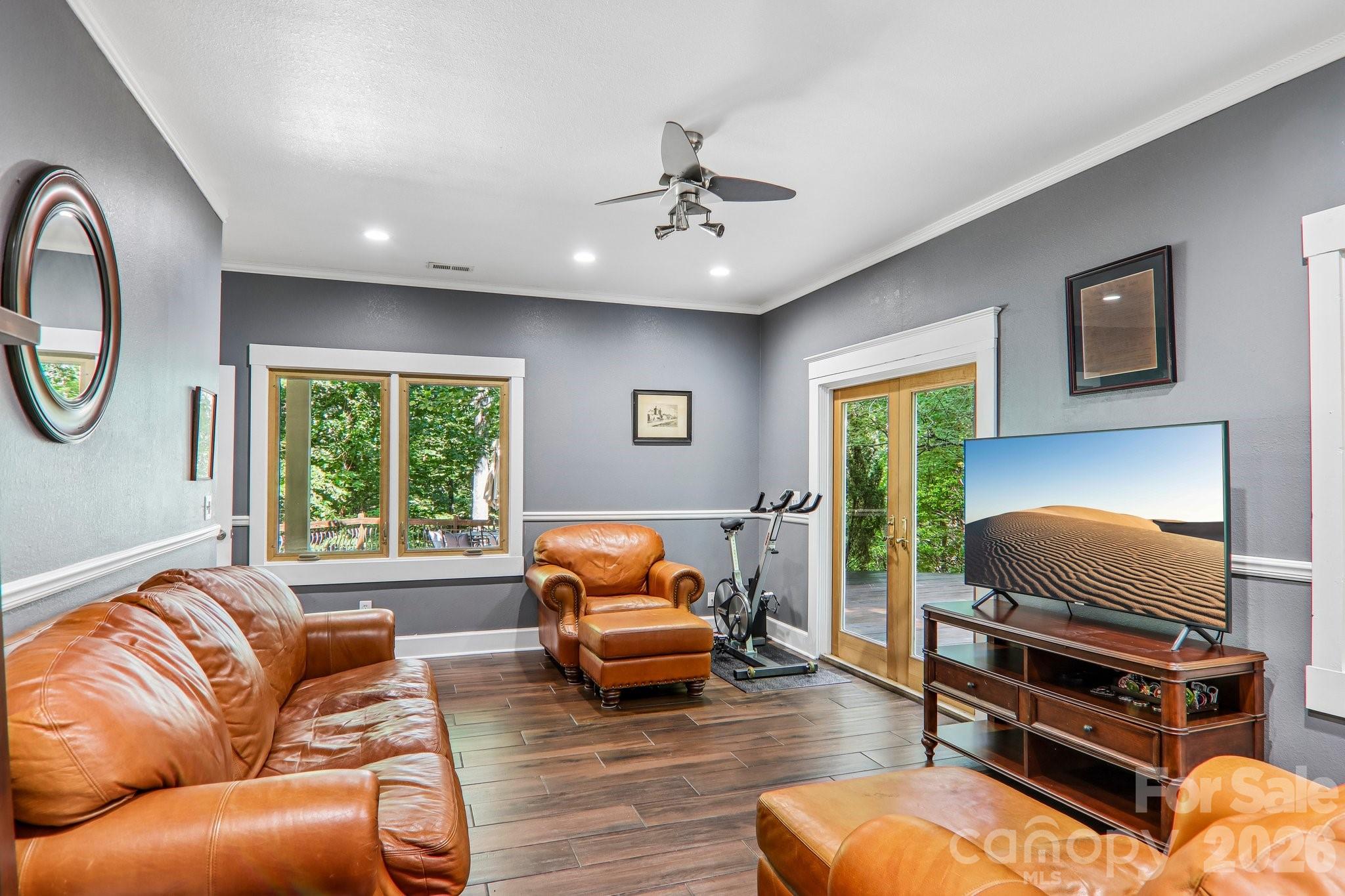 10 Cedar Drive — Mills River