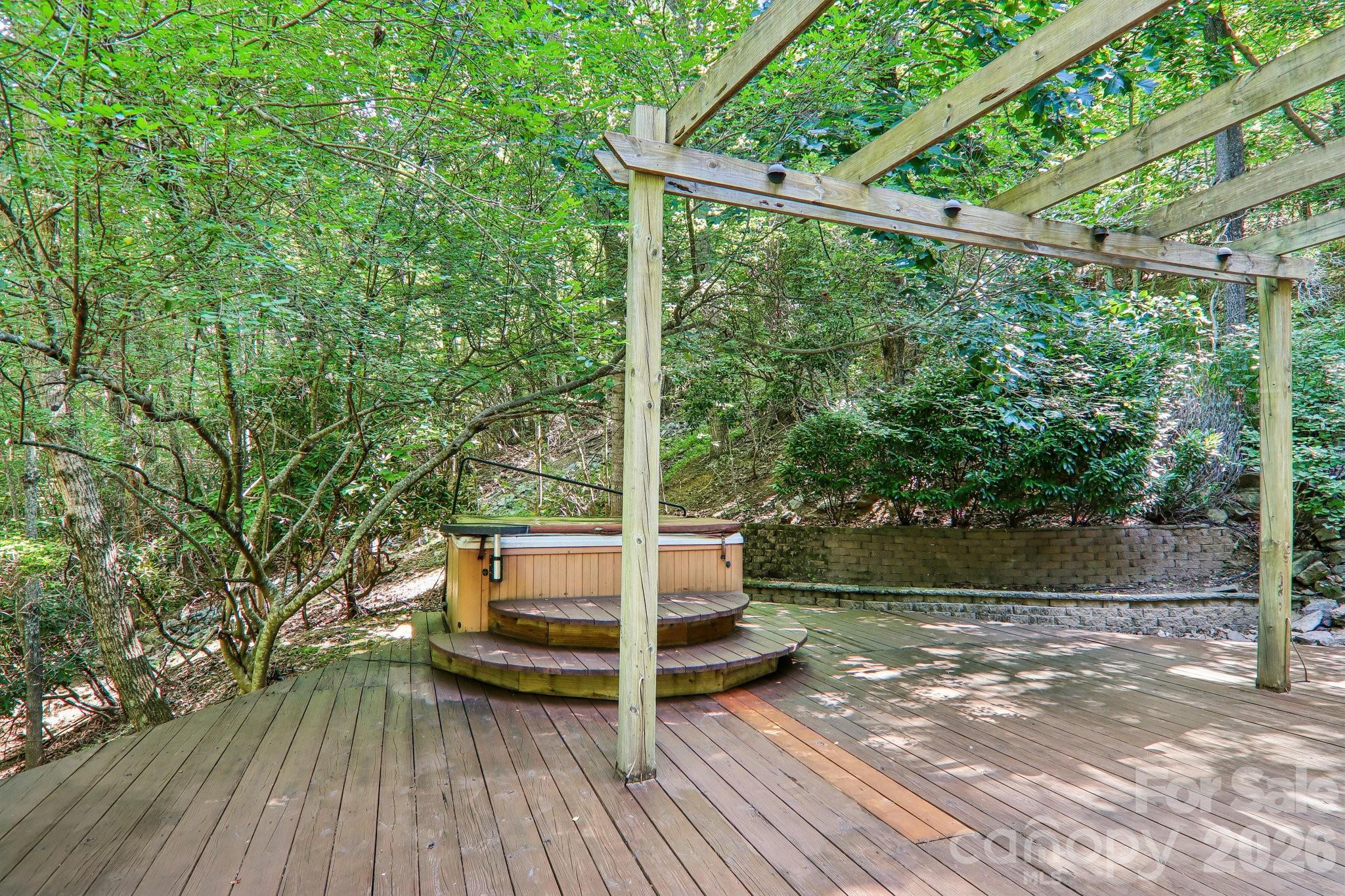 10 Cedar Drive — Mills River