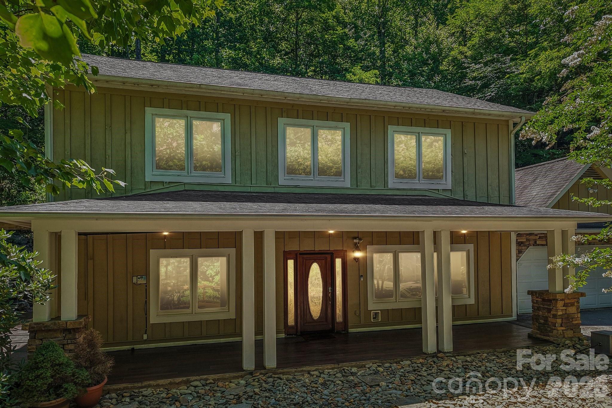 10 Cedar Drive — Mills River