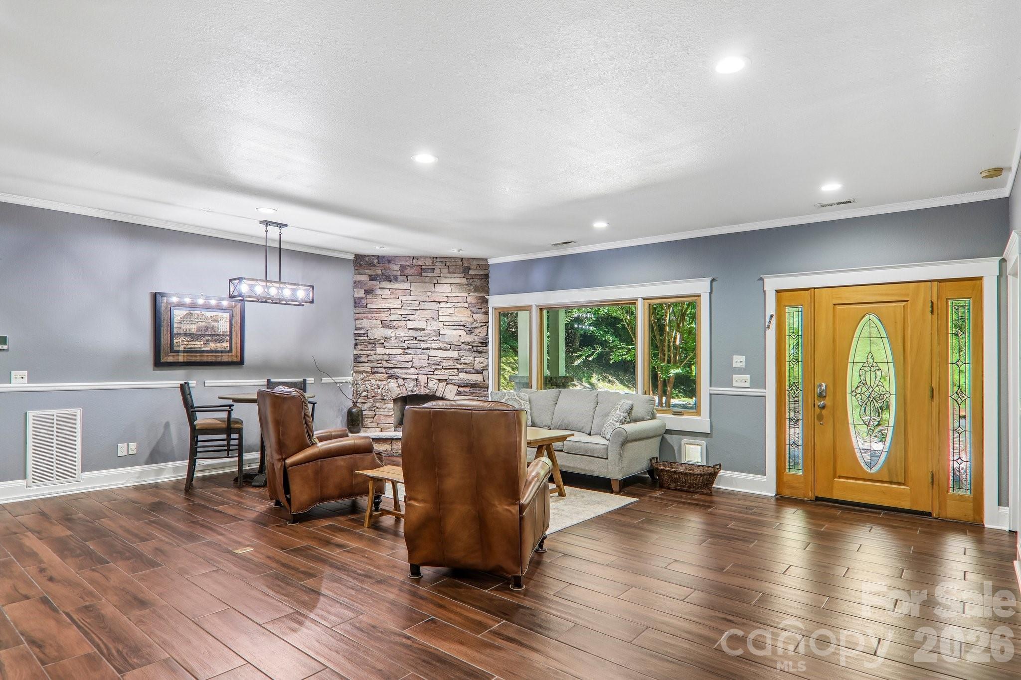 10 Cedar Drive — Mills River