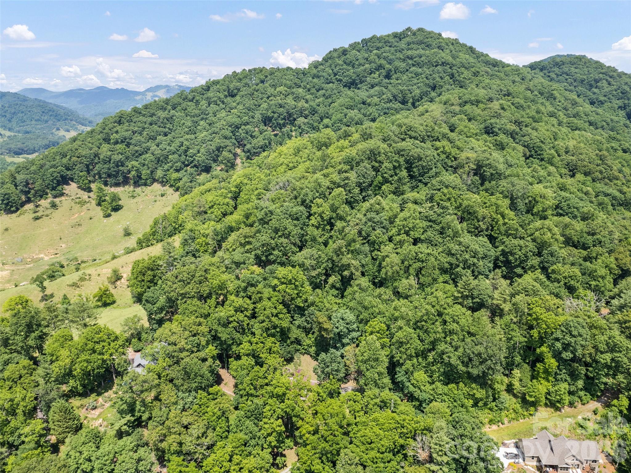 145 Hiaway Trail — Clyde