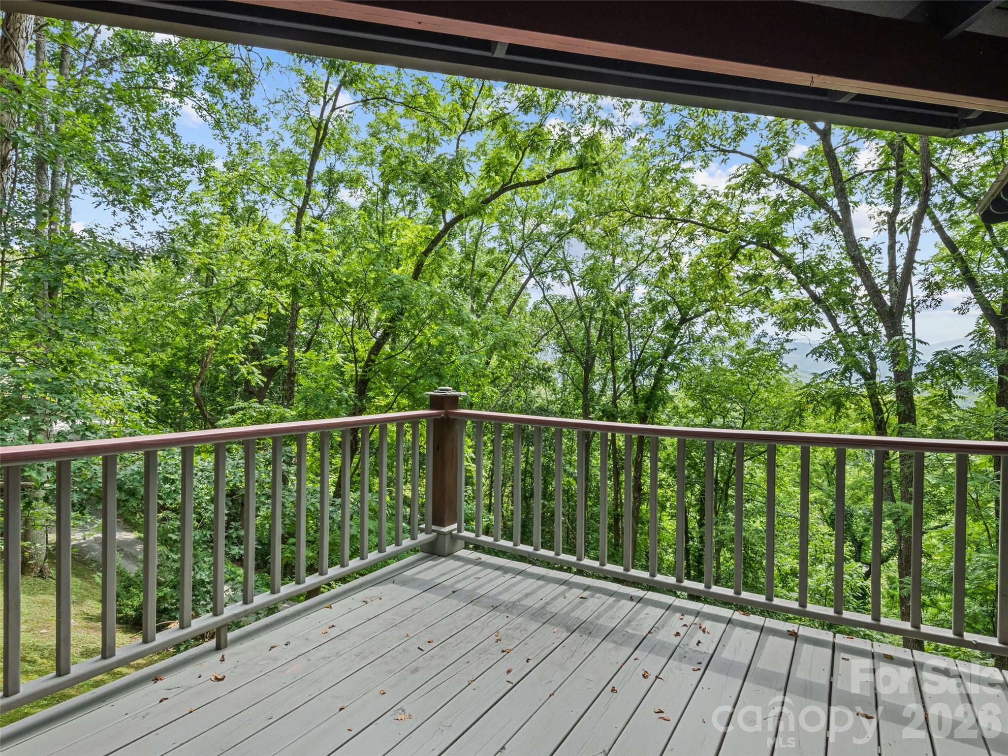 145 Hiaway Trail — Clyde