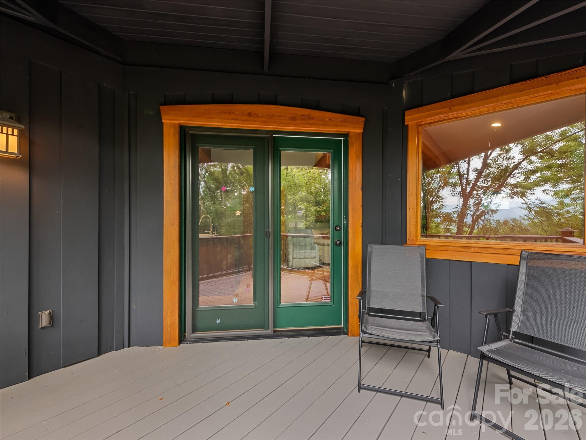 145 Hiaway Trail — Clyde