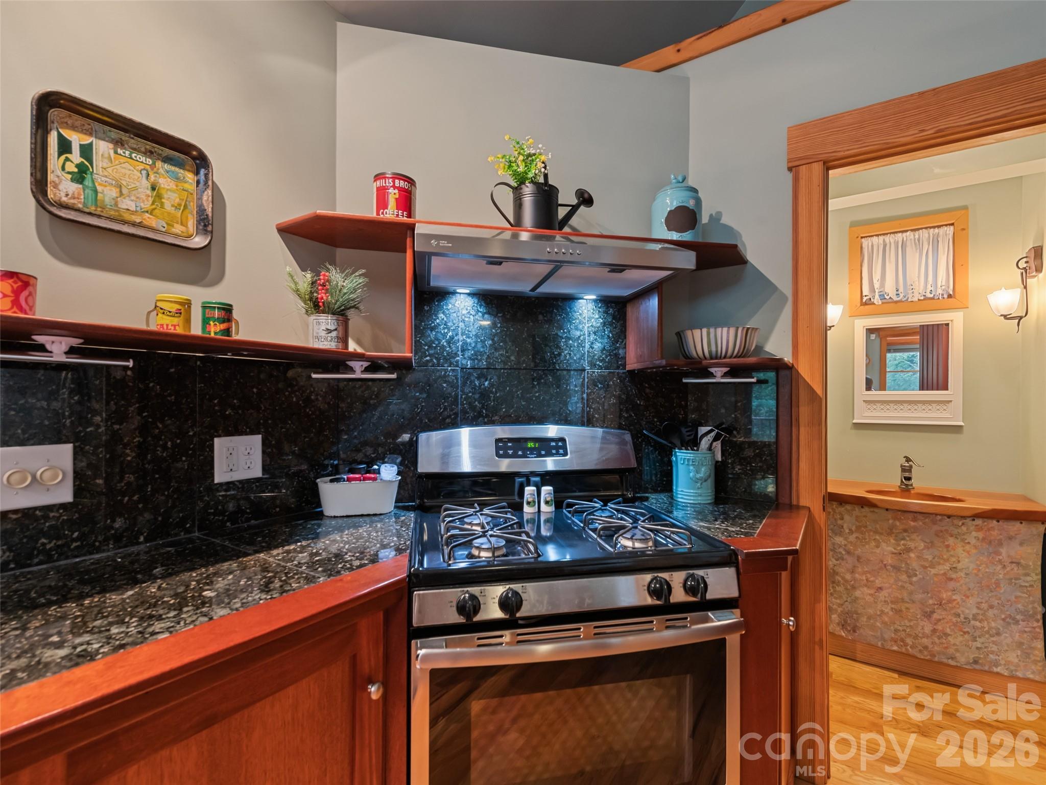 145 Hiaway Trail — Clyde