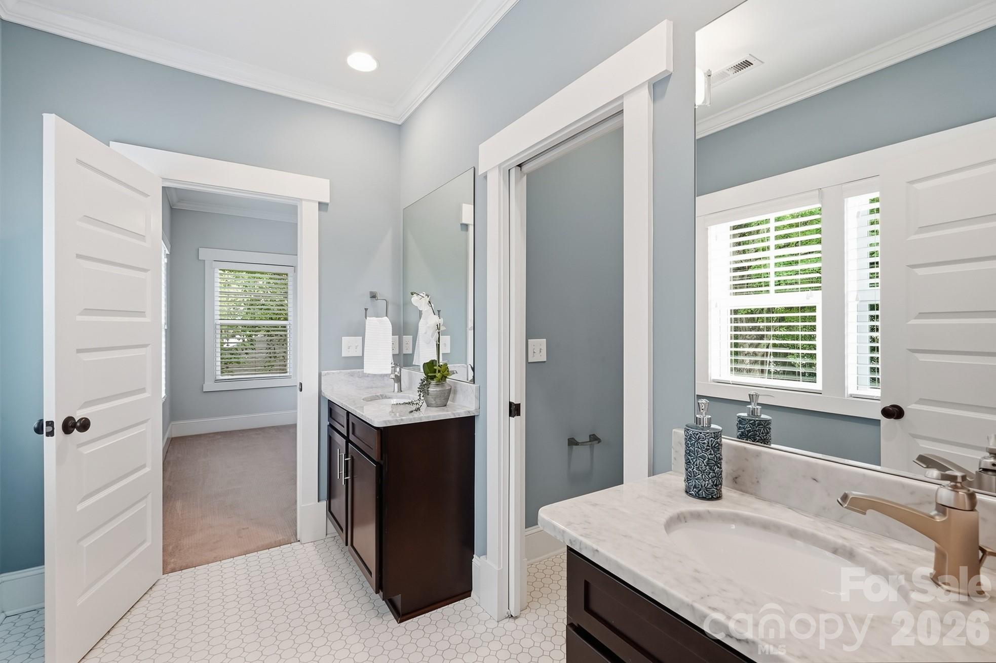 509 Orient Road — Charlotte