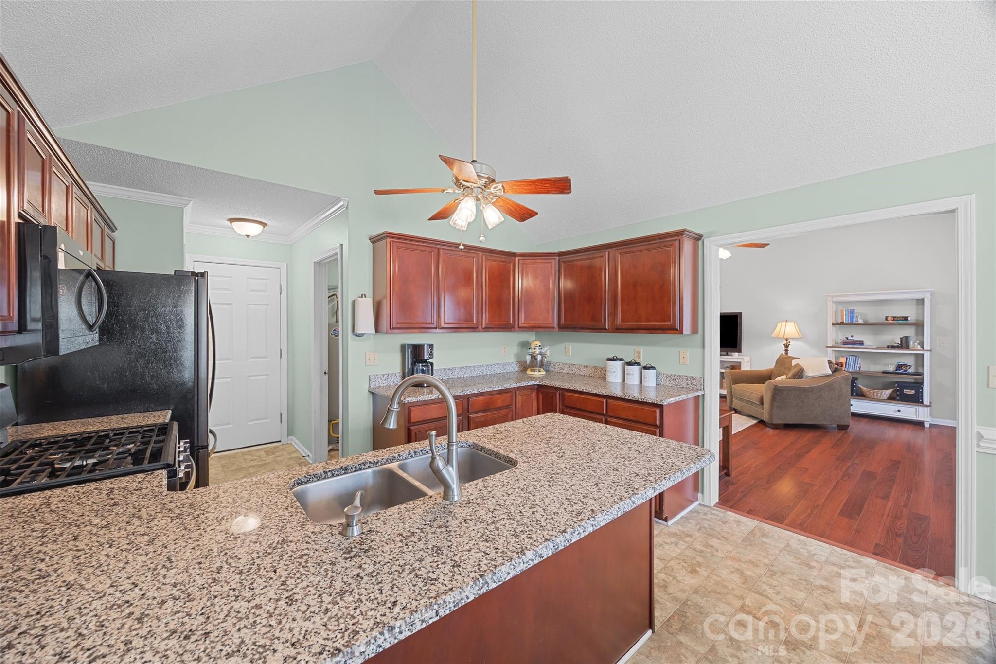 808 Chipmeadow Lane — York