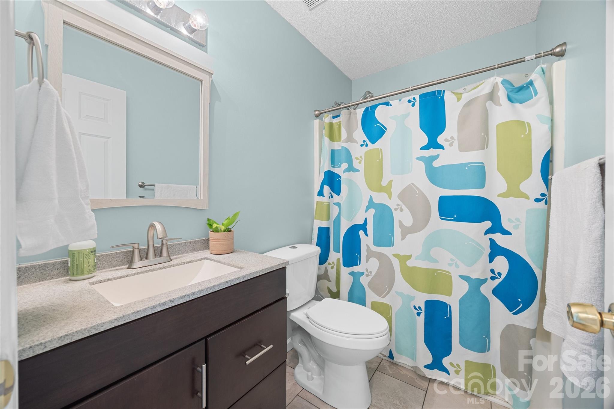 808 Chipmeadow Lane — York