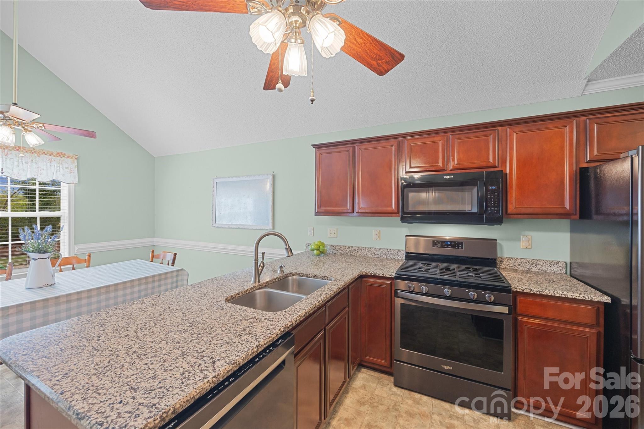 808 Chipmeadow Lane — York