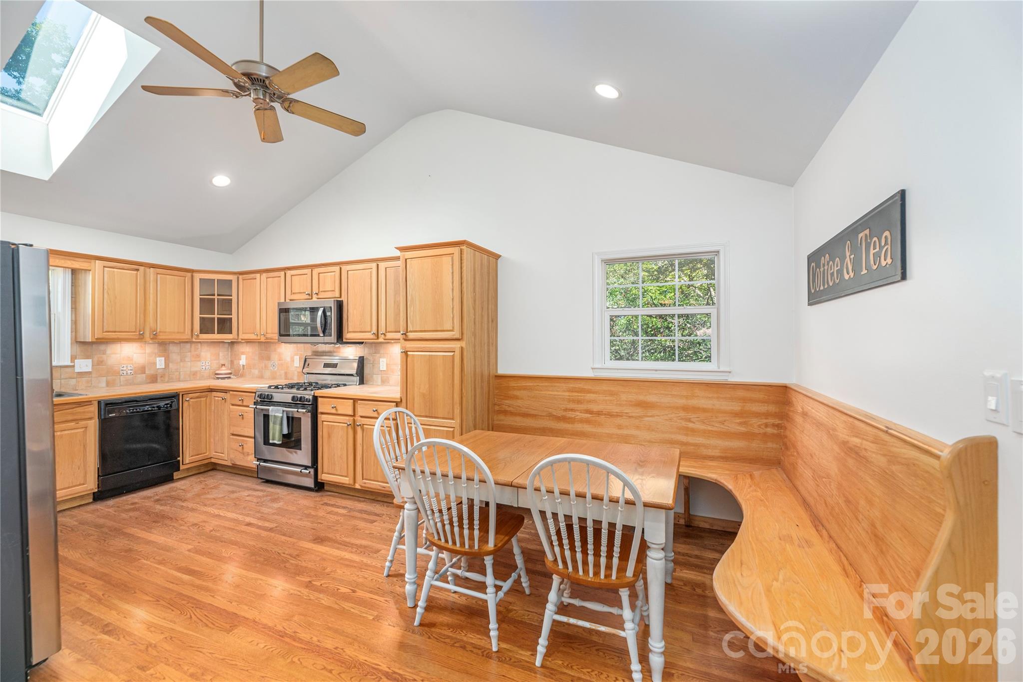 602 Hidden Springs Drive — Asheville