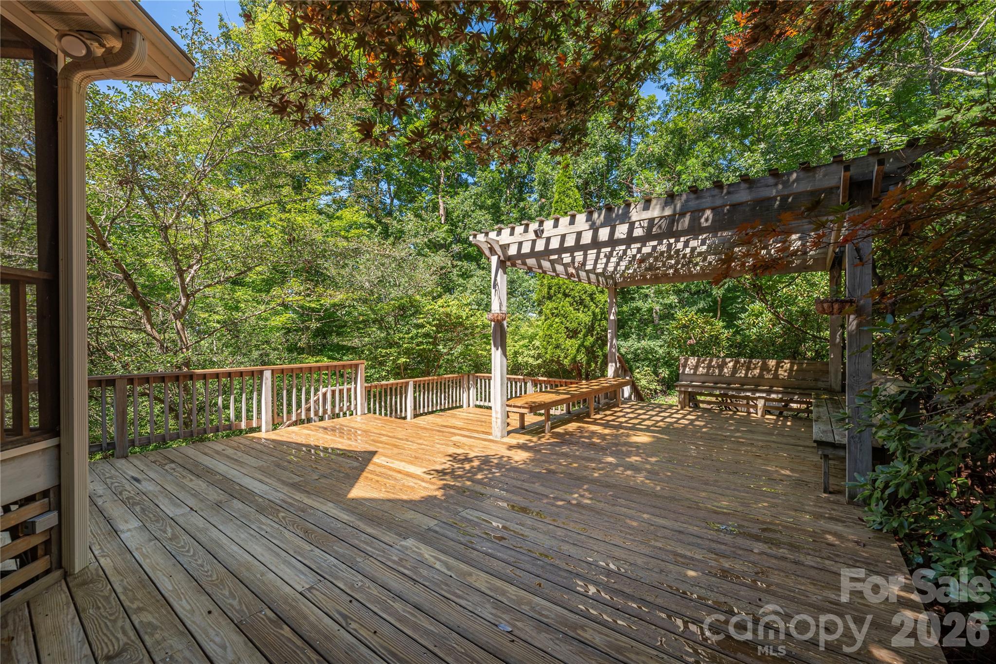 602 Hidden Springs Drive — Asheville