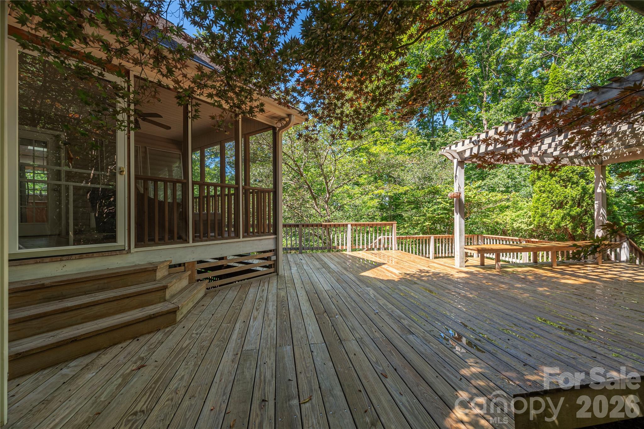 602 Hidden Springs Drive — Asheville