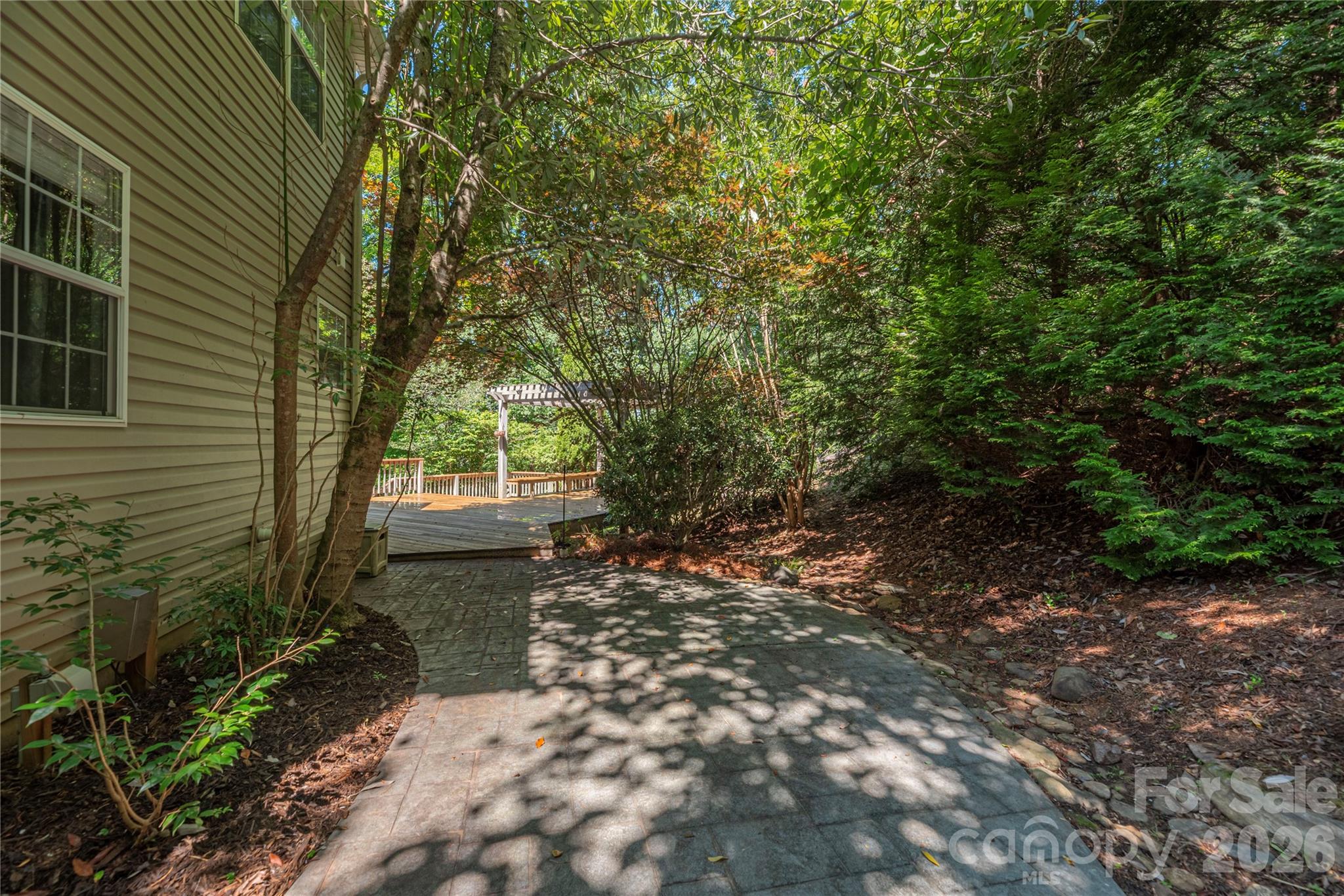 602 Hidden Springs Drive — Asheville