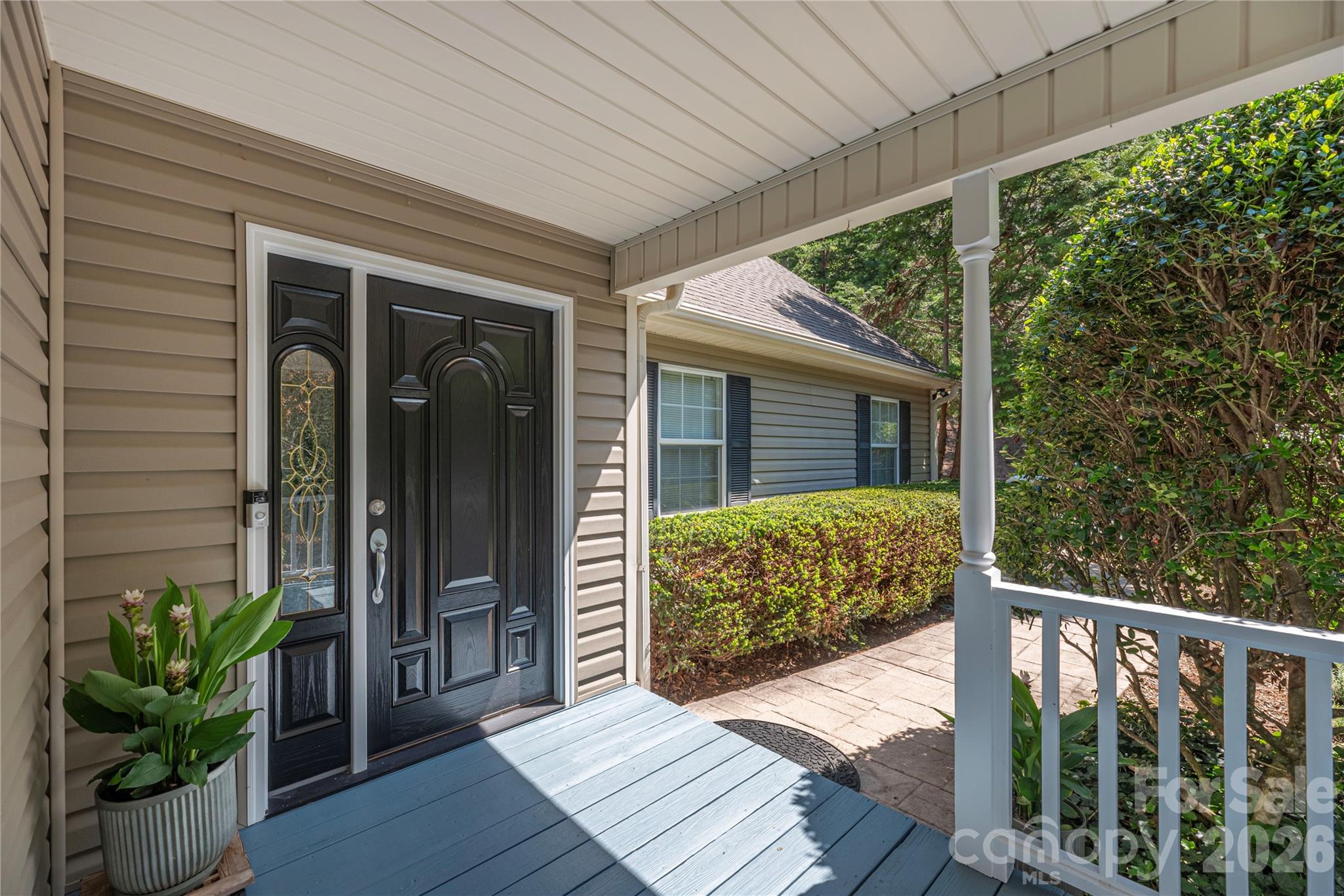 602 Hidden Springs Drive — Asheville