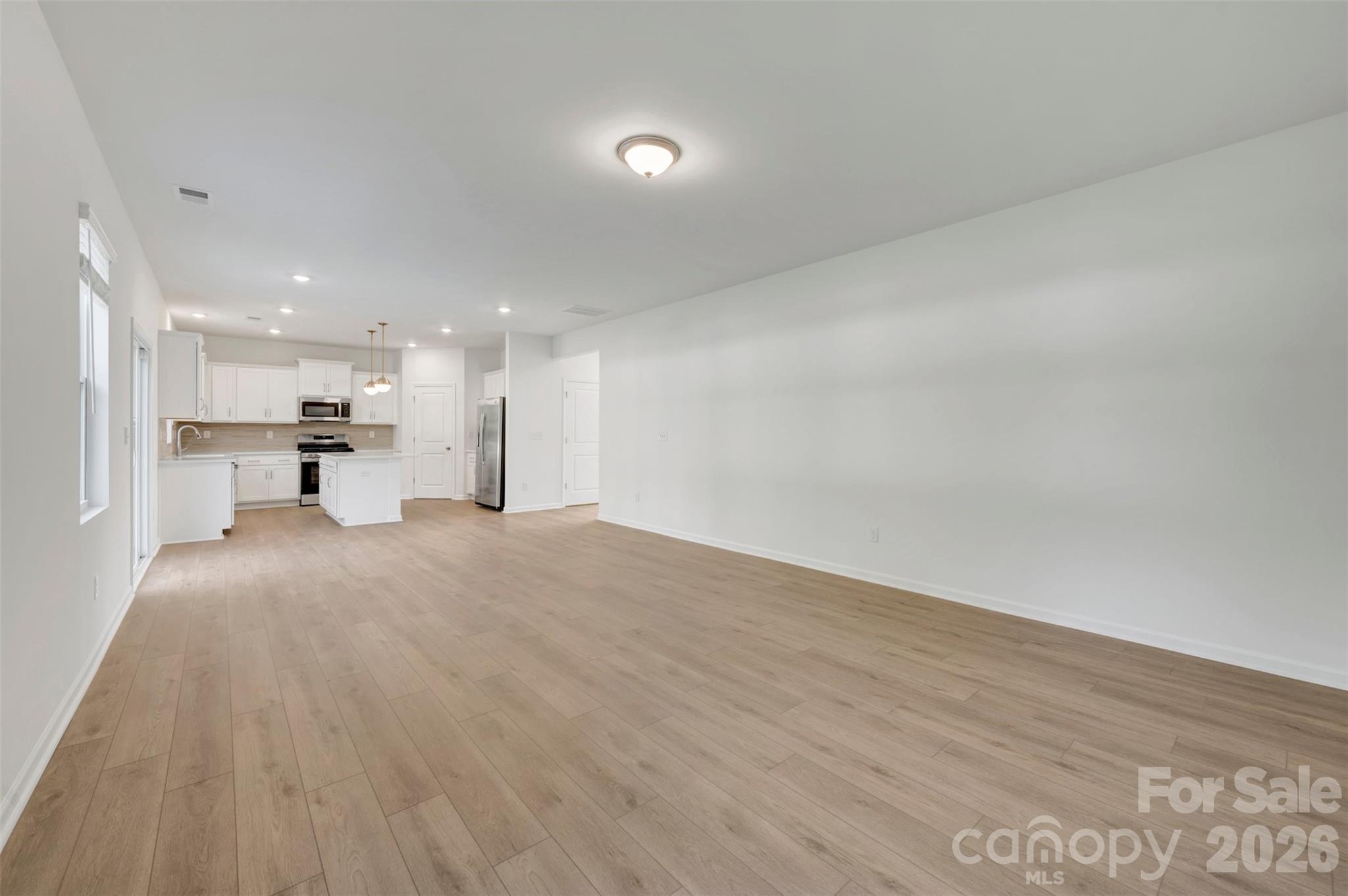 512 Willoughby Park Drive — Monroe