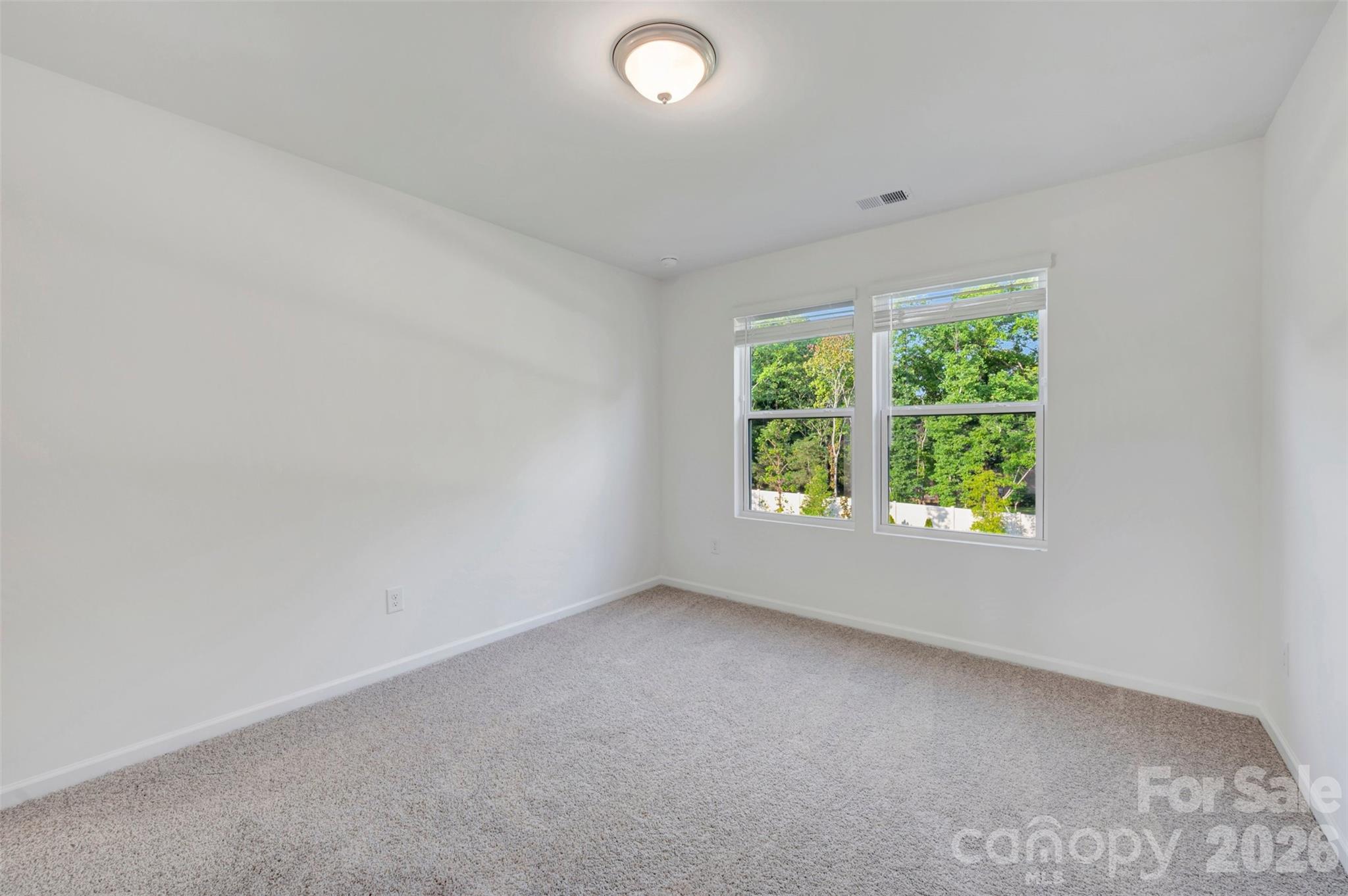 512 Willoughby Park Drive — Monroe