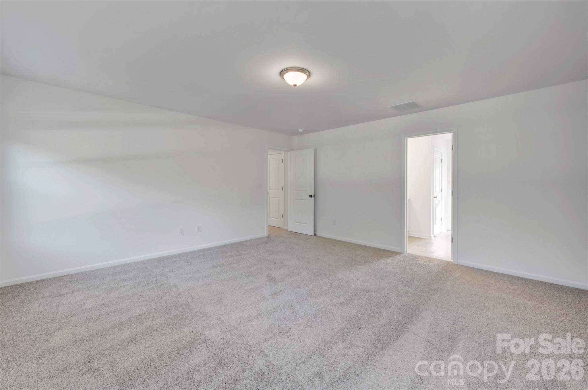 512 Willoughby Park Drive — Monroe