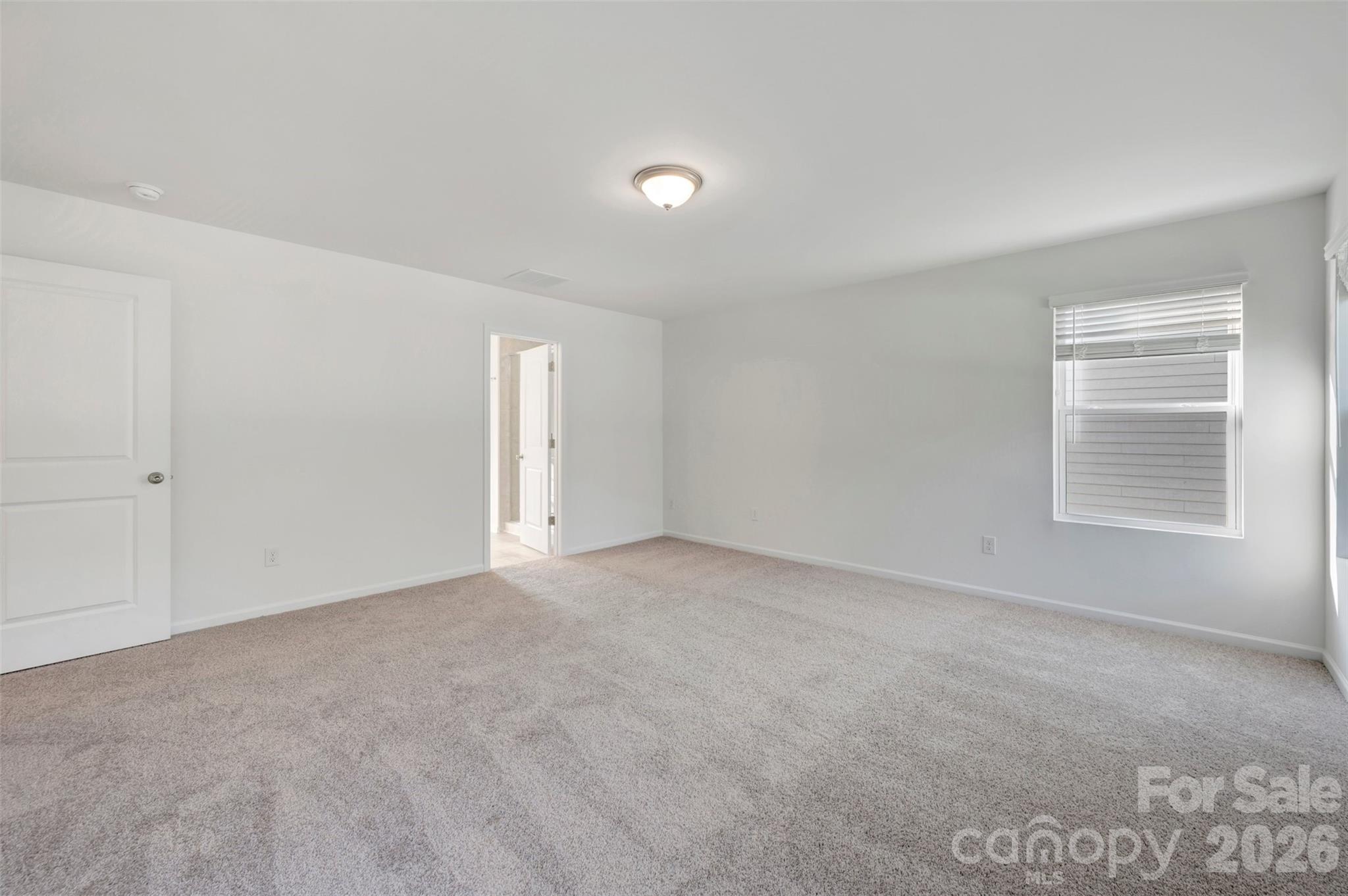 512 Willoughby Park Drive — Monroe