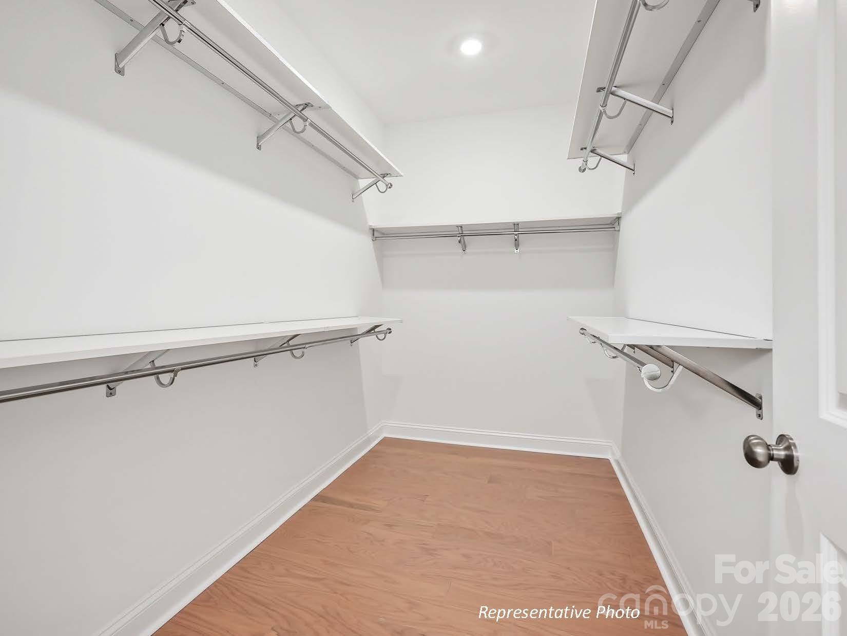 2522 Serene Avenue — Belmont