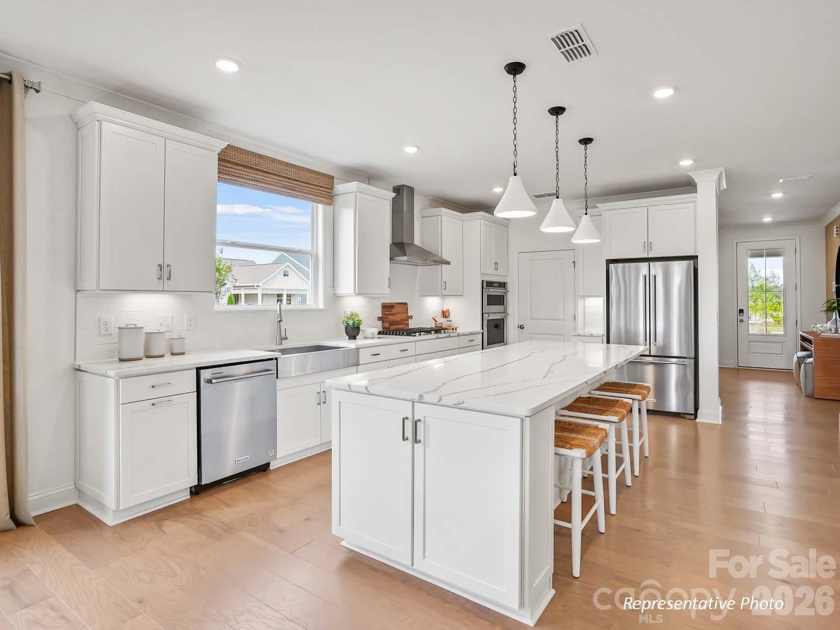 2522 Serene Avenue — Belmont