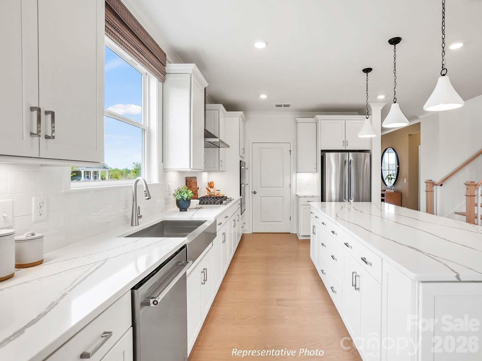 2522 Serene Avenue — Belmont
