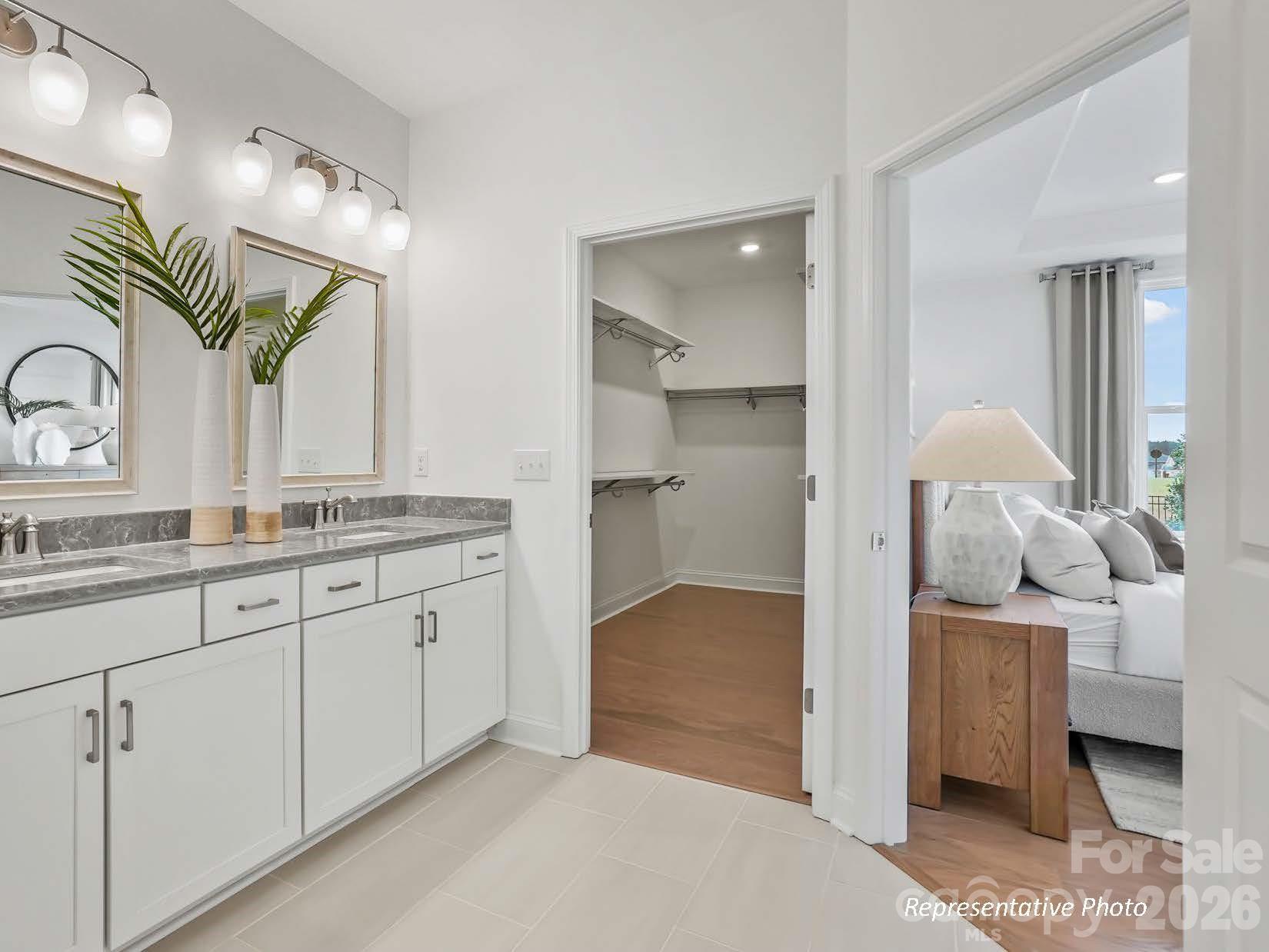 2522 Serene Avenue — Belmont