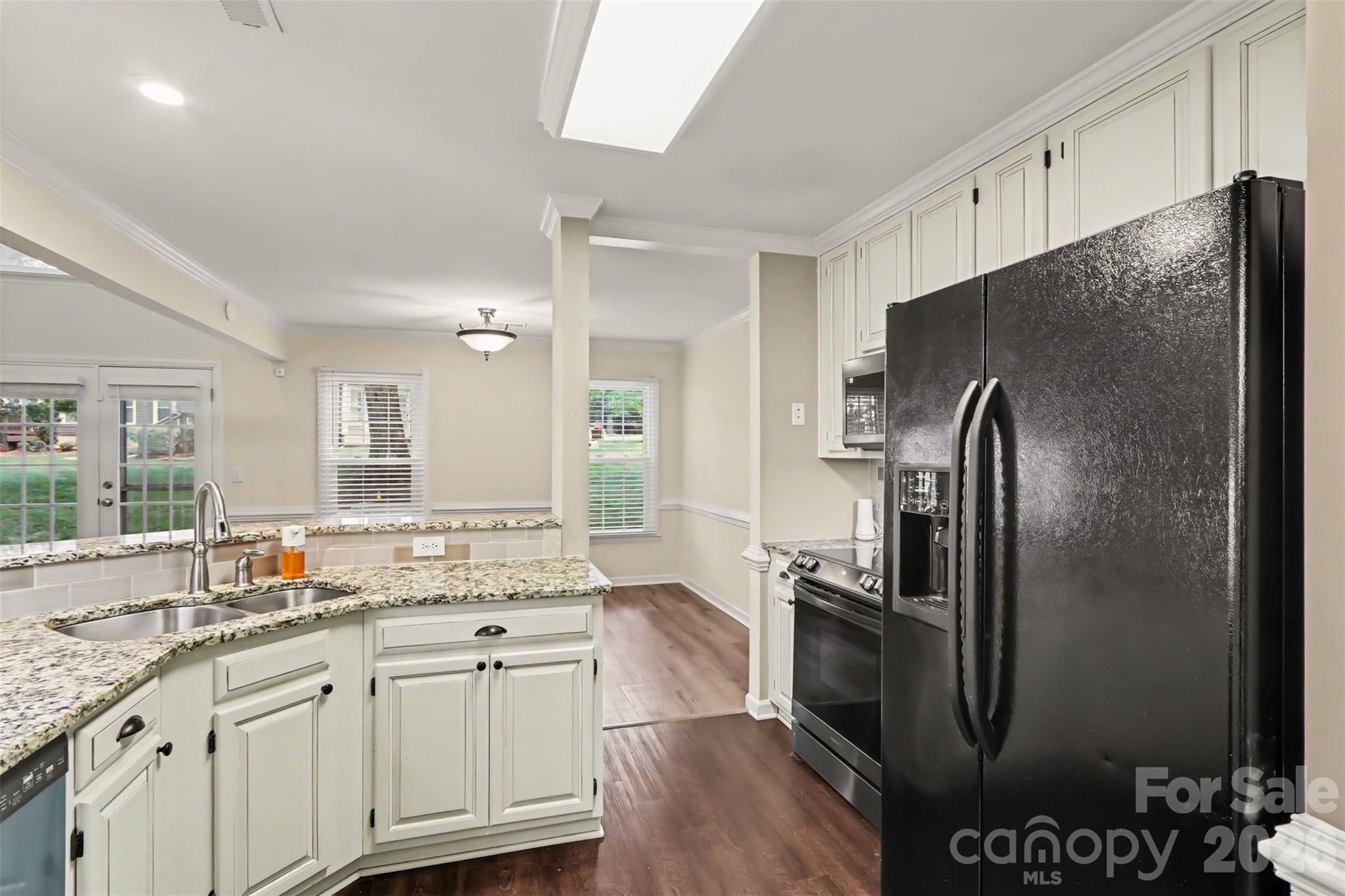 8618 Fox Chase Lane — Charlotte