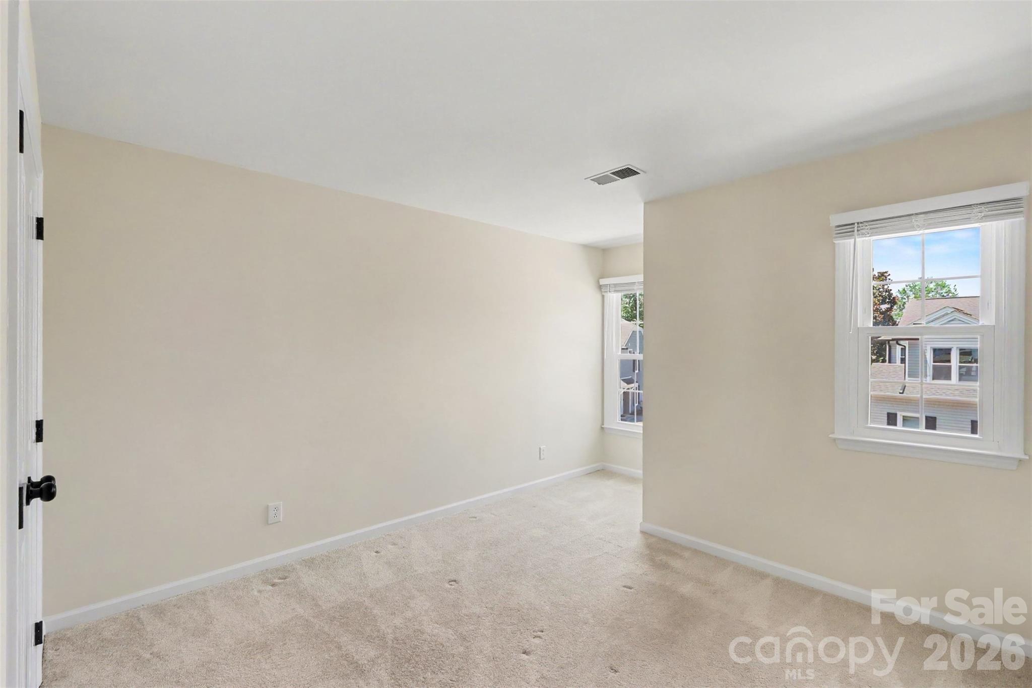 8618 Fox Chase Lane — Charlotte