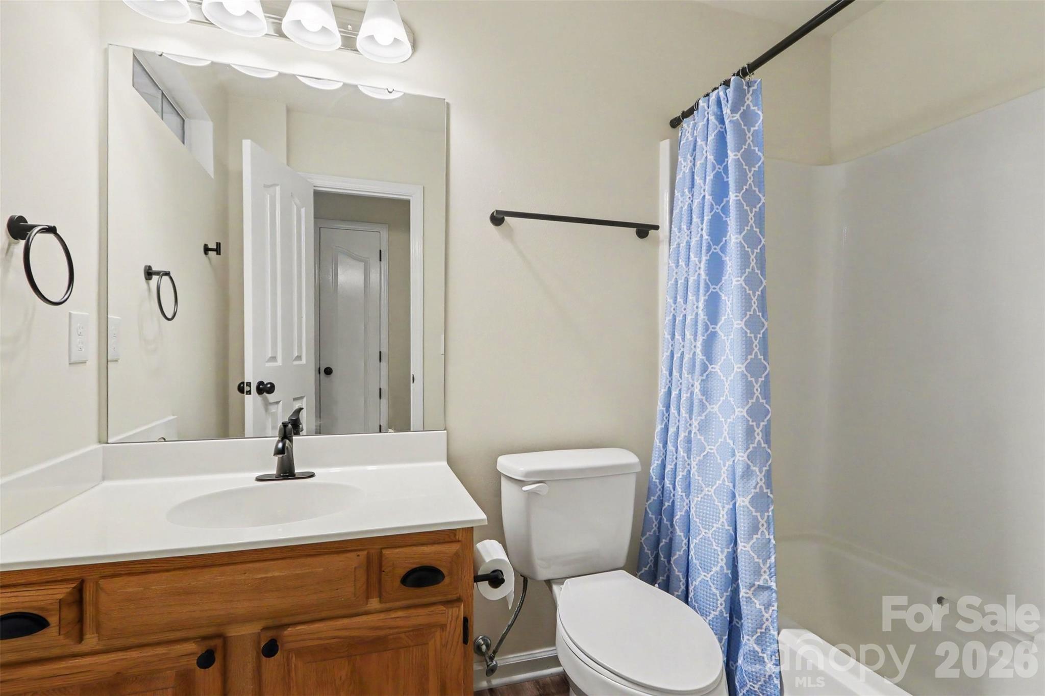 8618 Fox Chase Lane — Charlotte