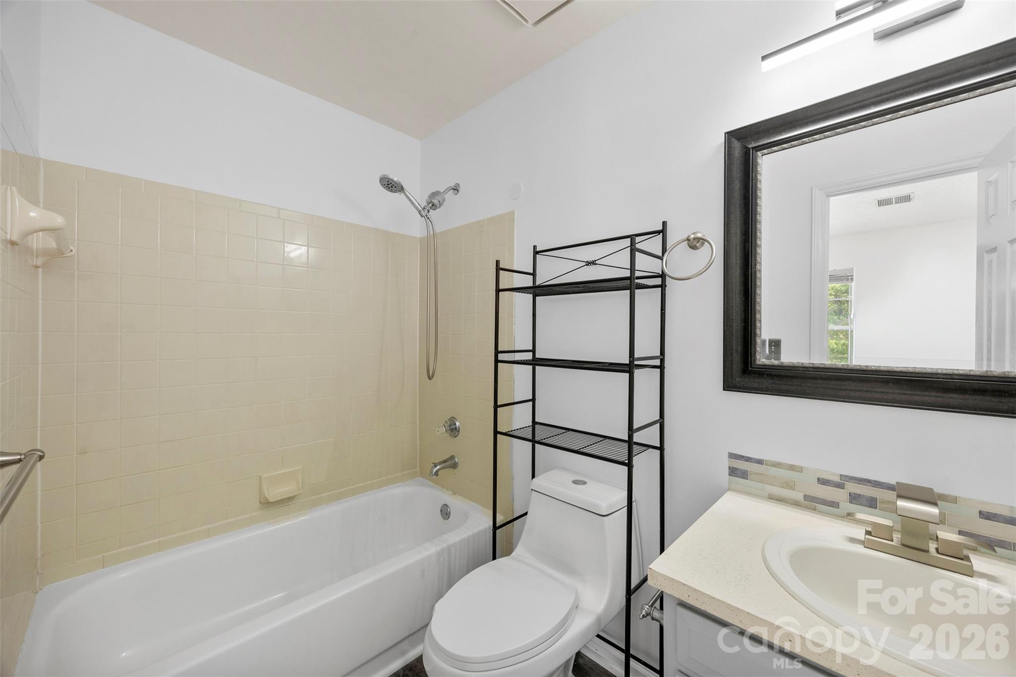 6404 Windsor Gate Lane — Charlotte