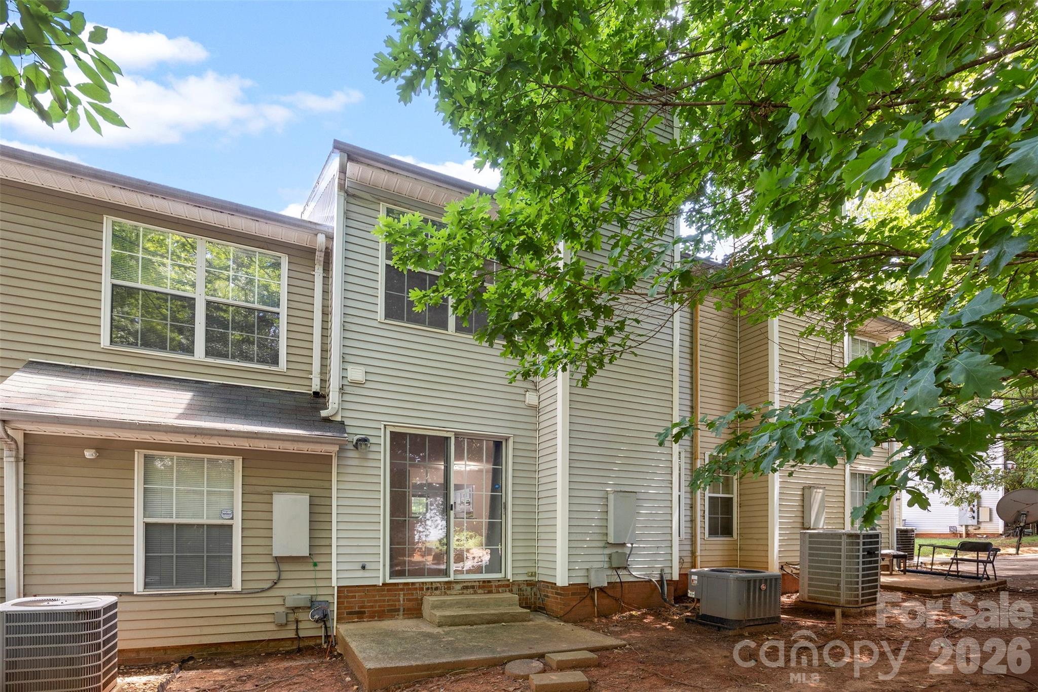 6404 Windsor Gate Lane — Charlotte