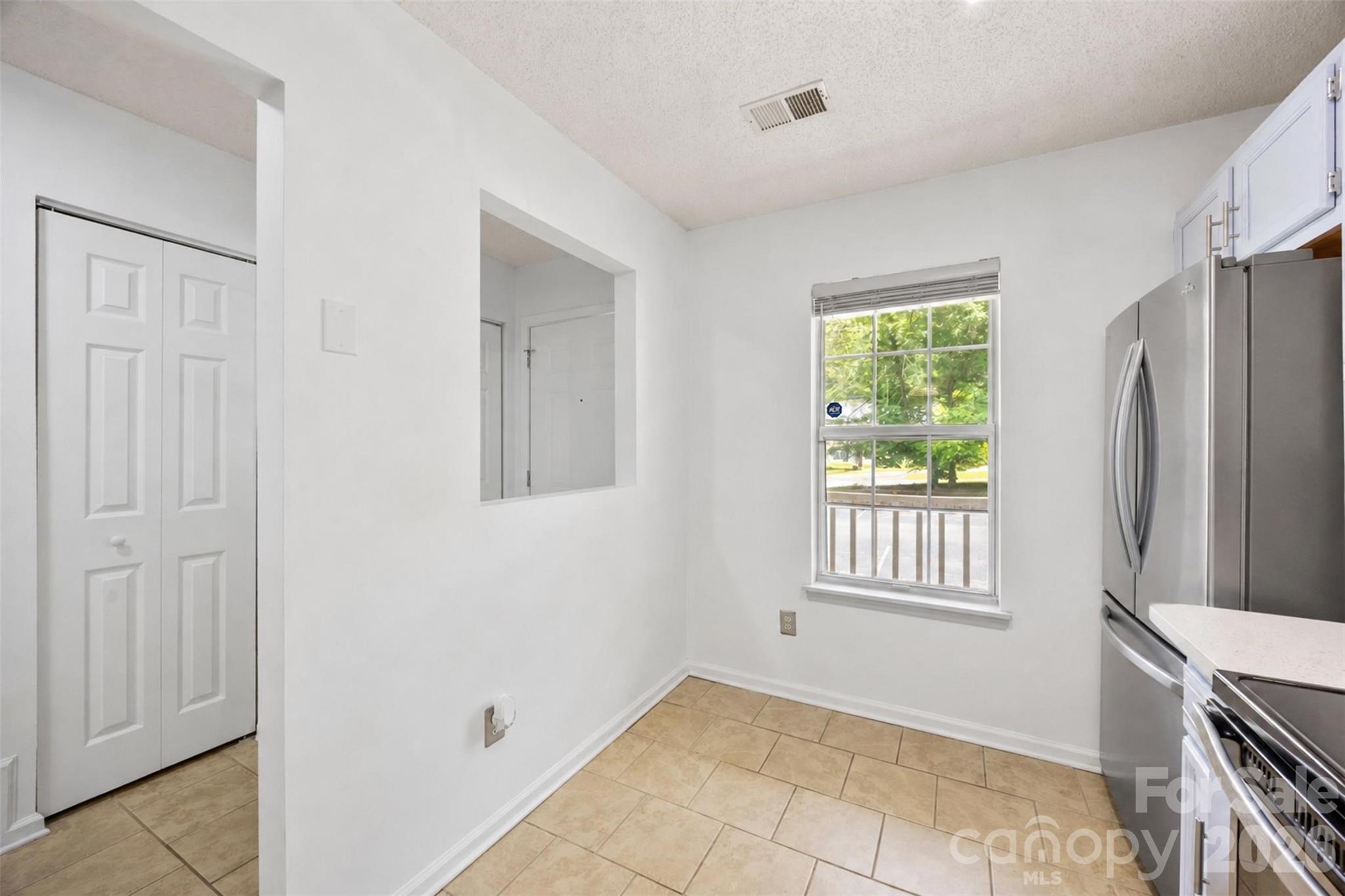 6404 Windsor Gate Lane — Charlotte