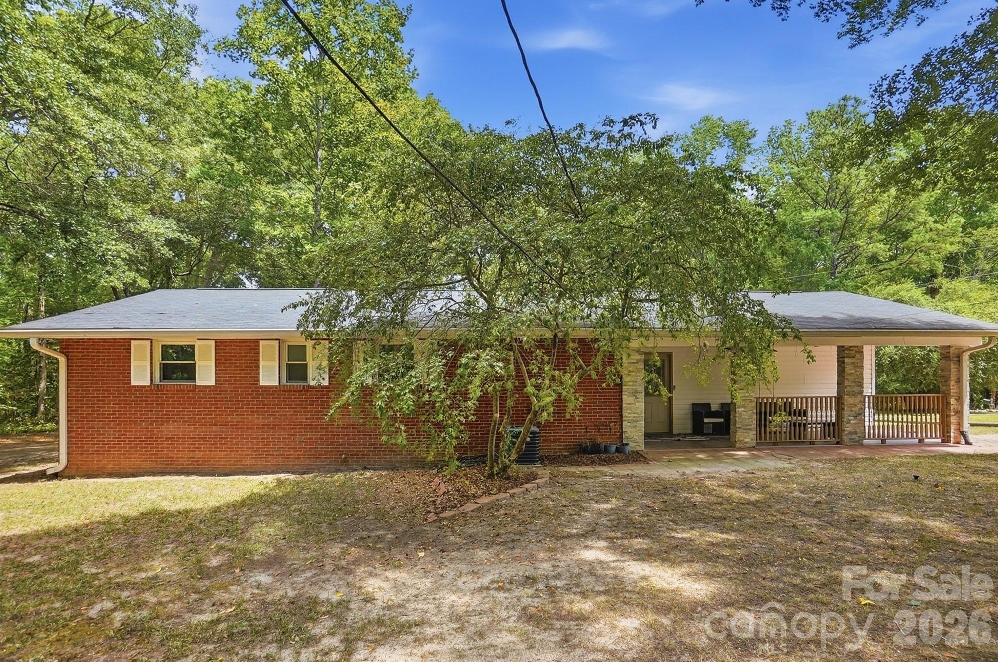 2220 Oldfield Road — Rock Hill