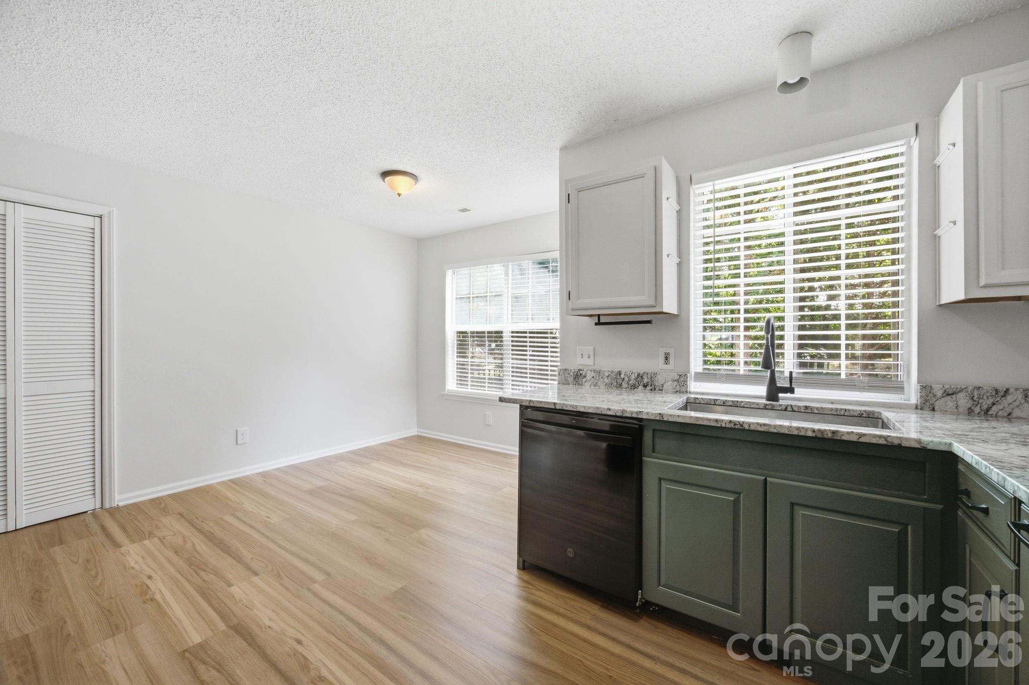 8313 Houndstooth Drive #49 — Charlotte