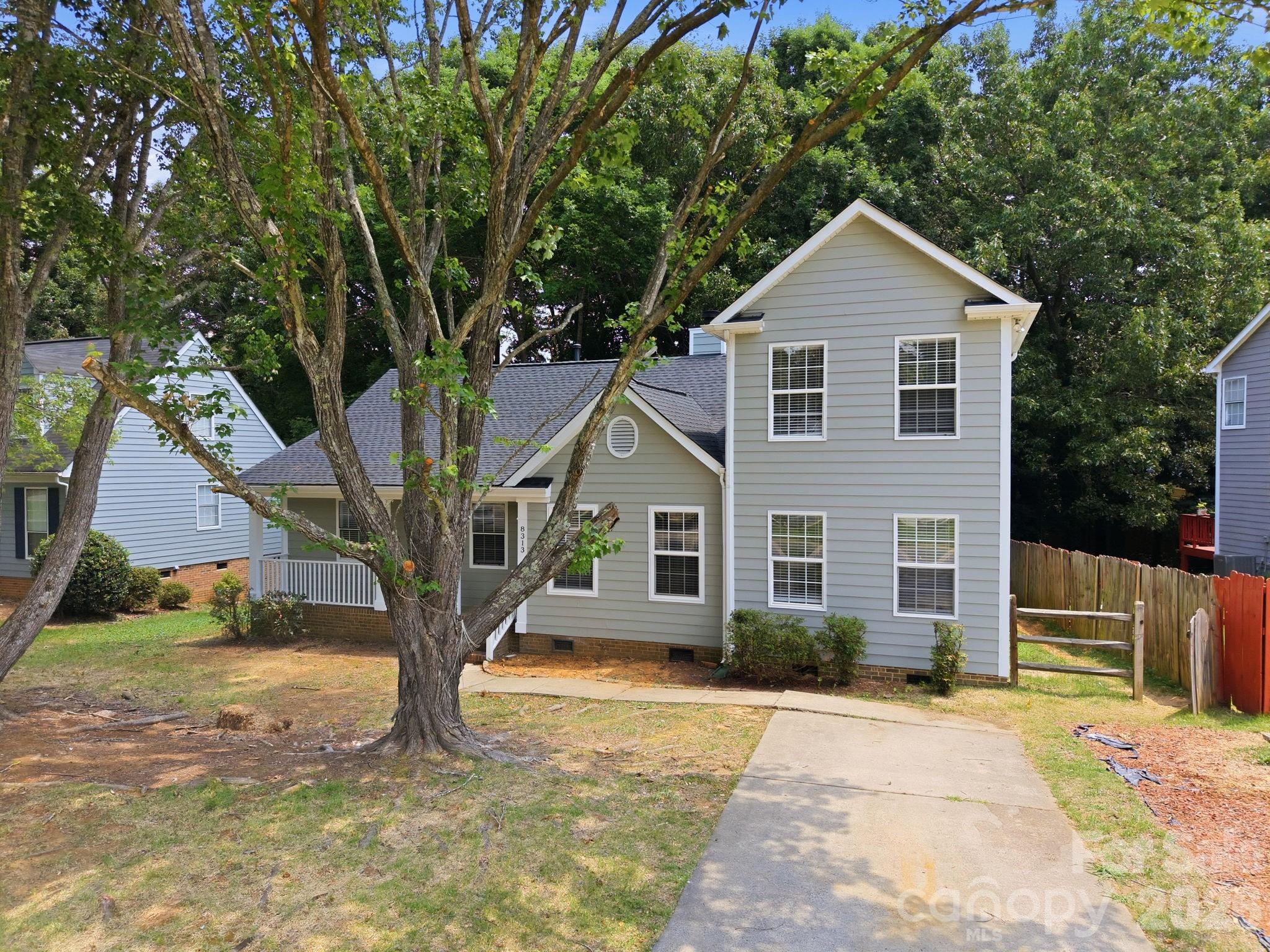 8313 Houndstooth Drive #49 — Charlotte