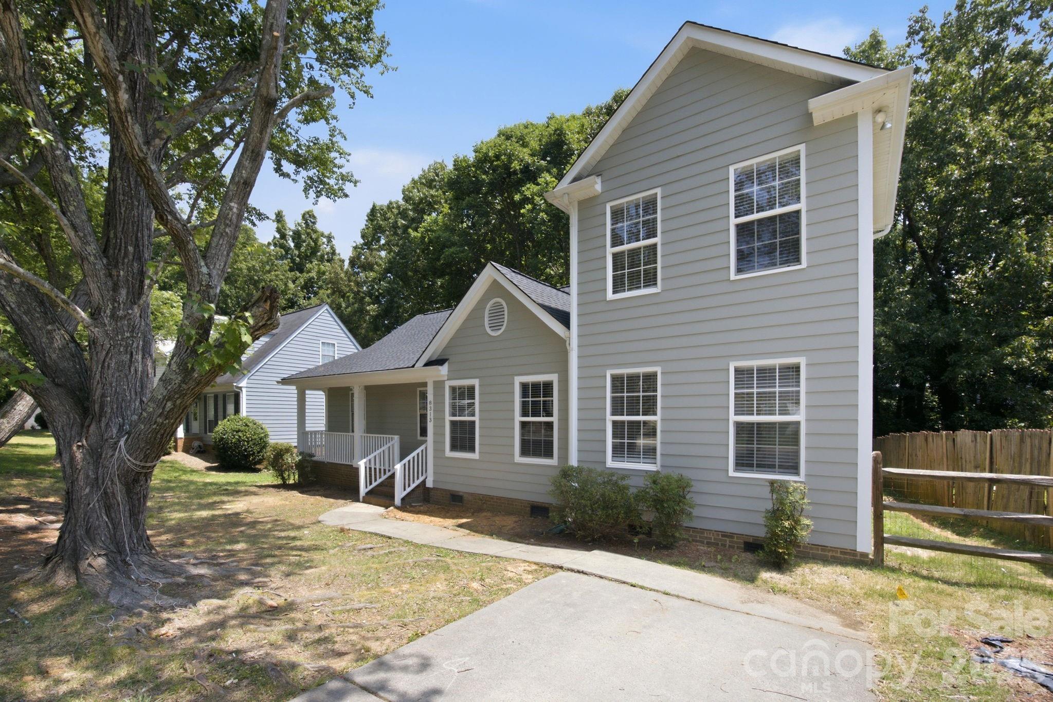 8313 Houndstooth Drive #49 — Charlotte