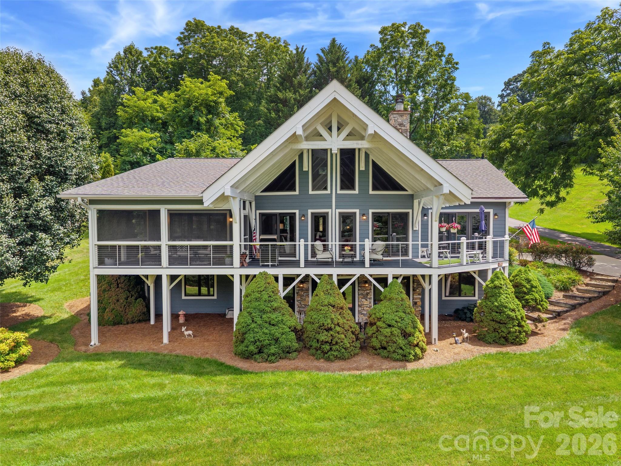 33 Banker Drive — Waynesville