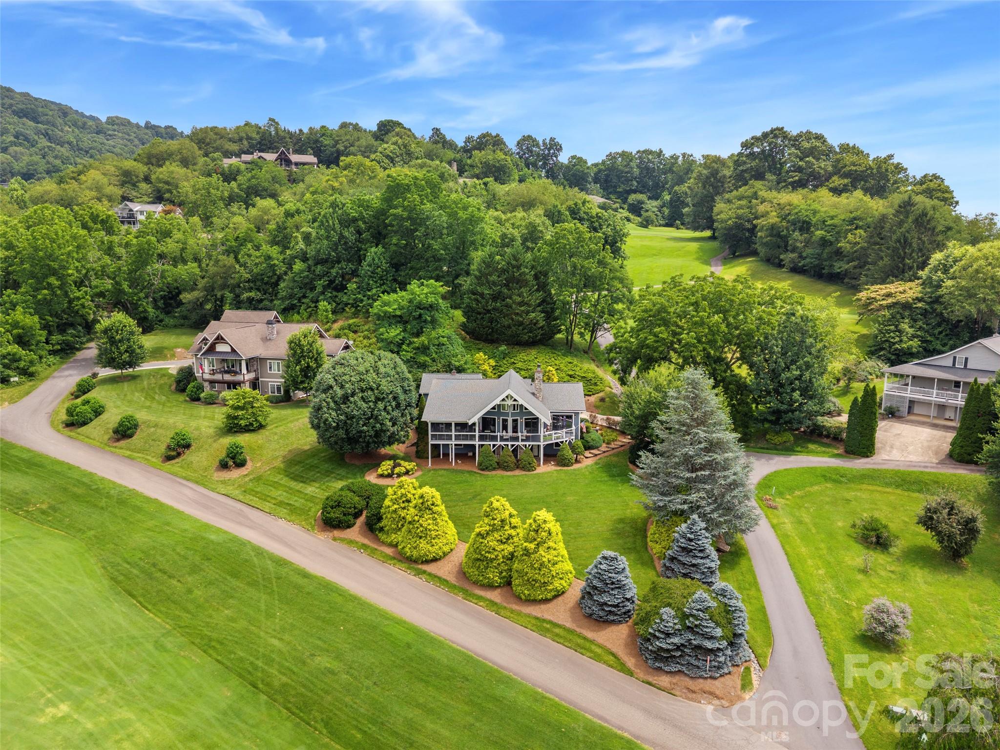 33 Banker Drive — Waynesville
