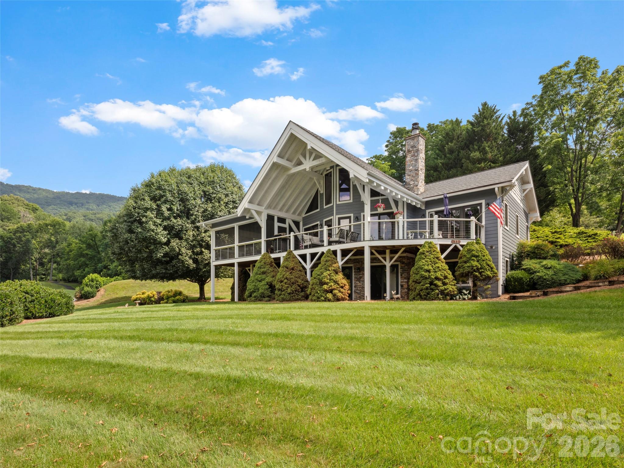 33 Banker Drive — Waynesville