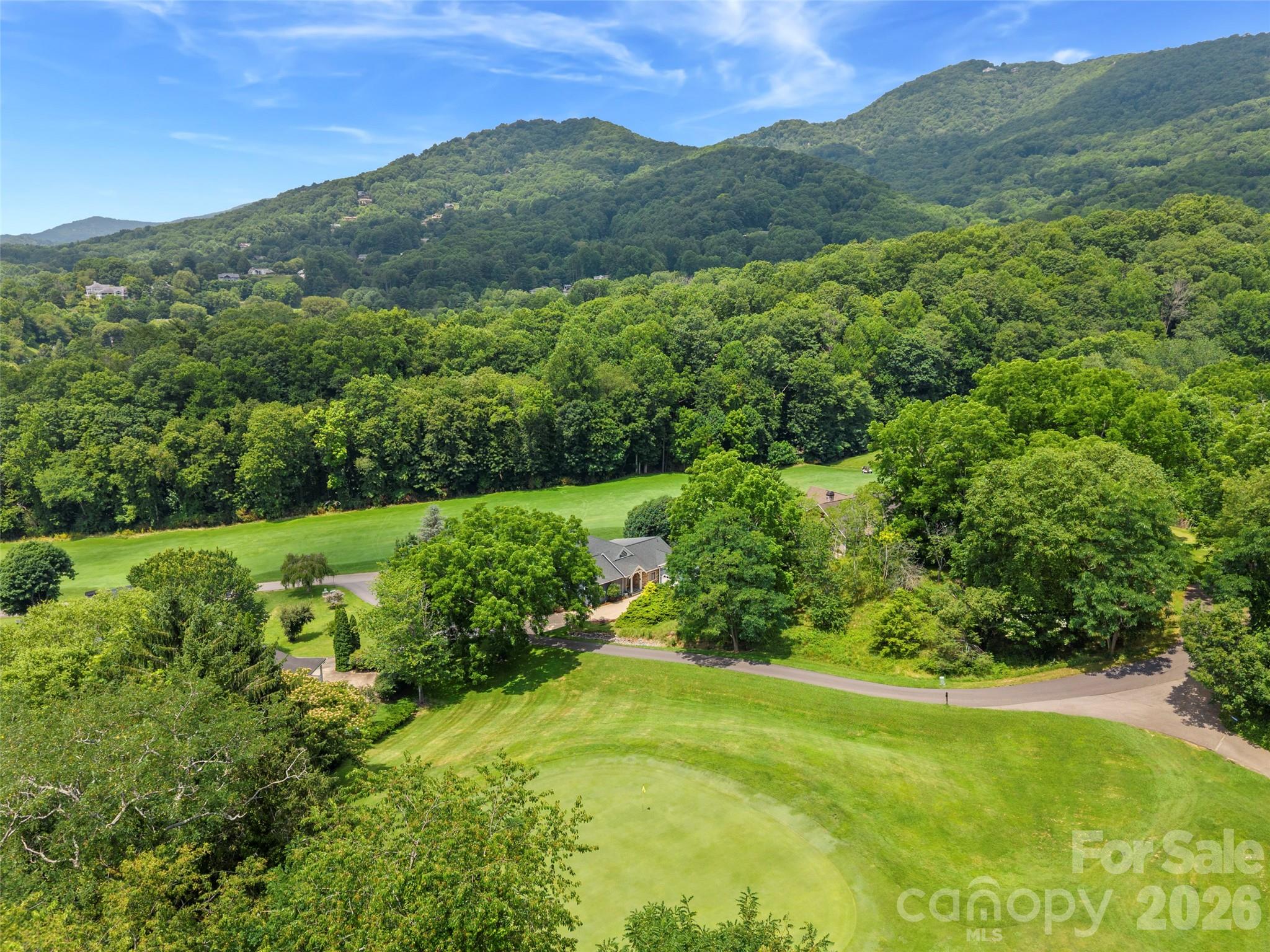 33 Banker Drive — Waynesville