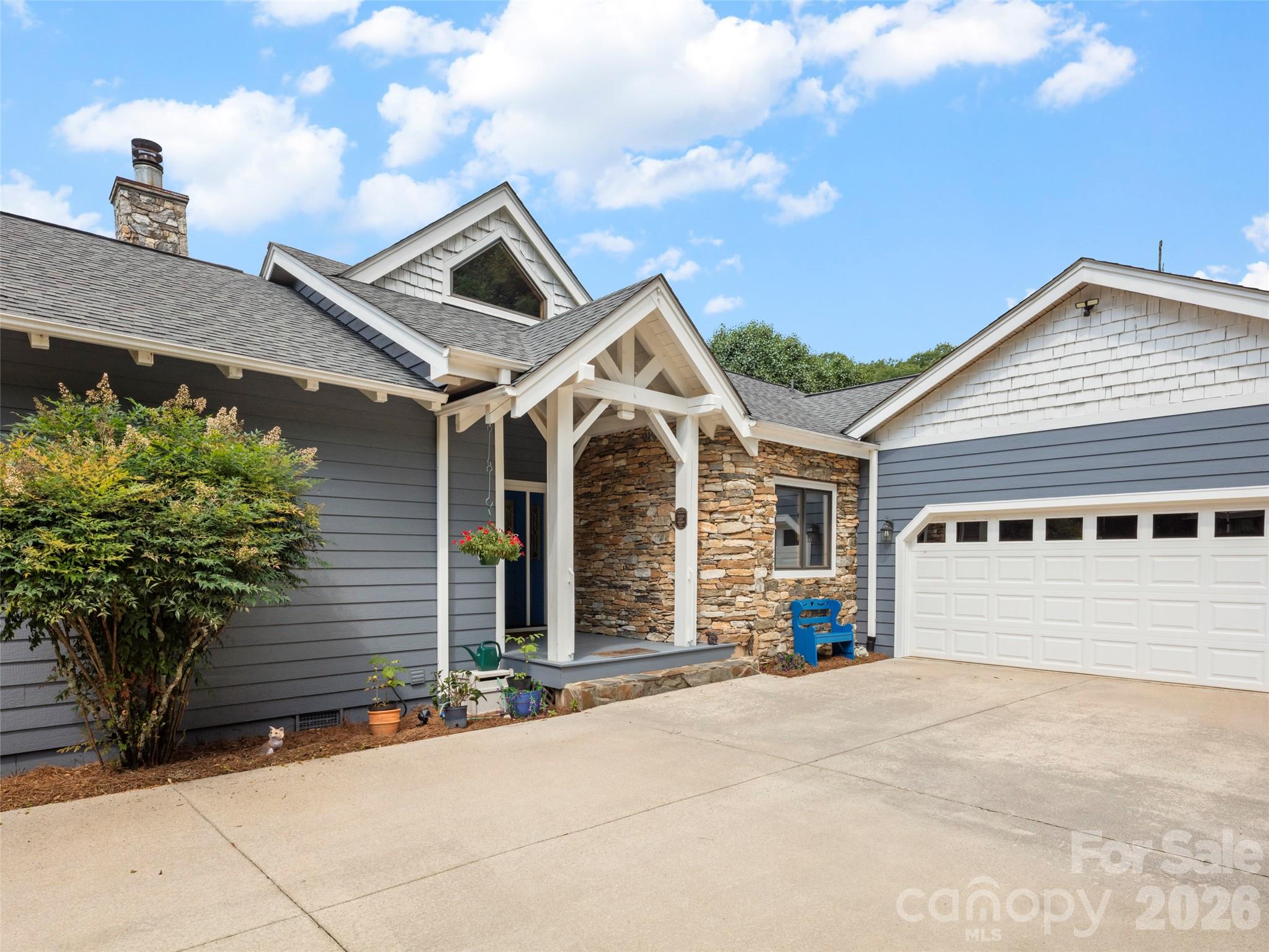 33 Banker Drive — Waynesville