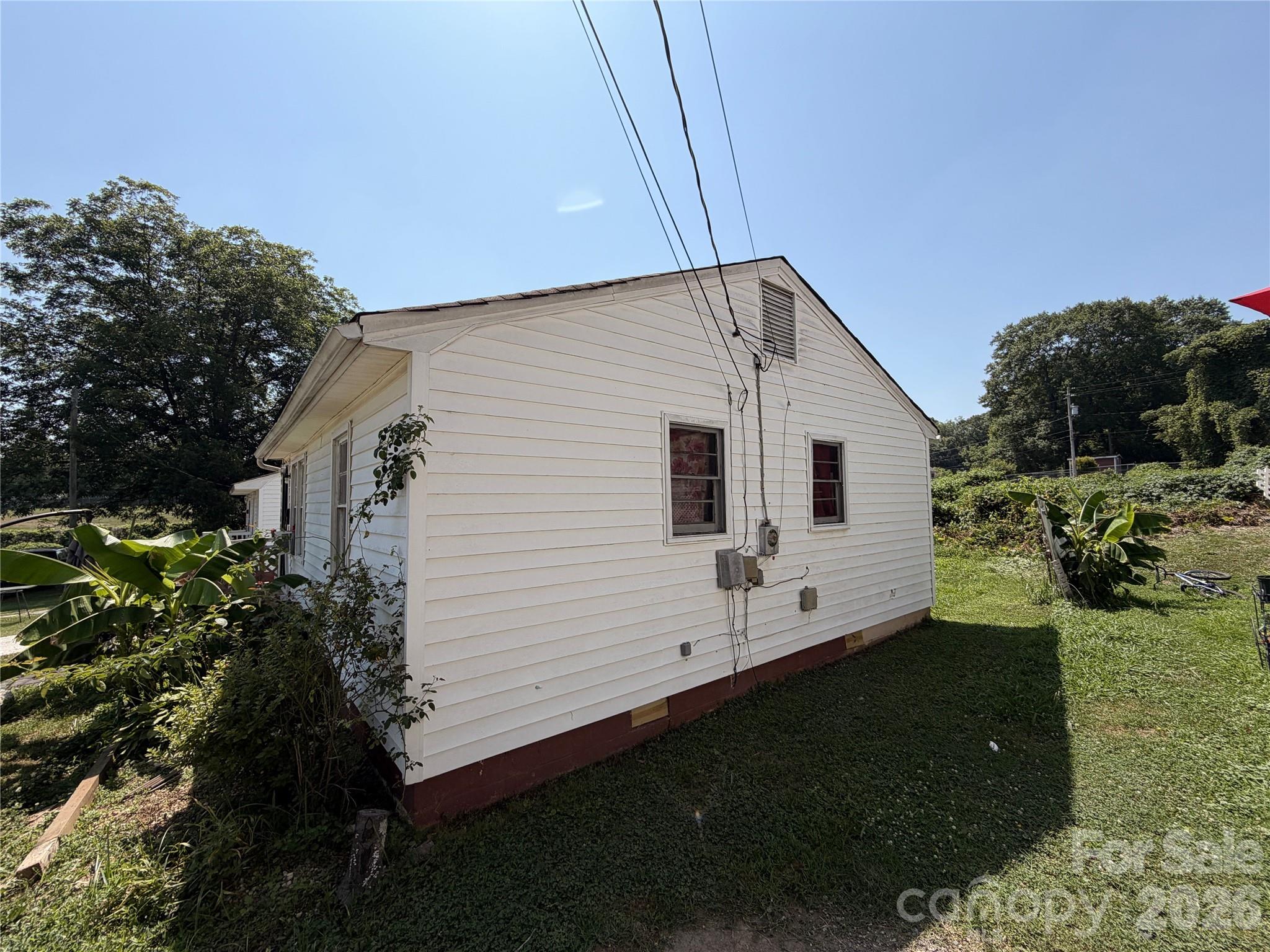 215 Sloan Avenue — Gastonia