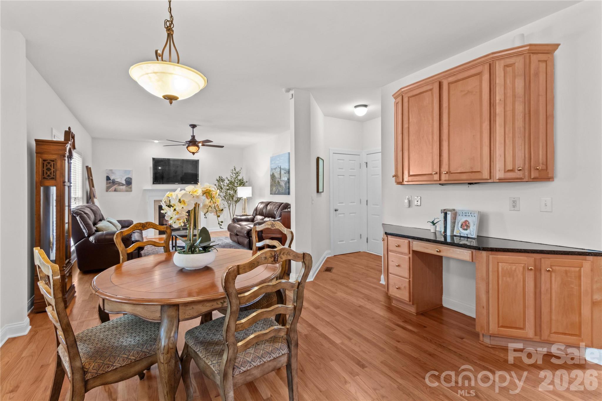 11917 Ulsten Lane — Huntersville